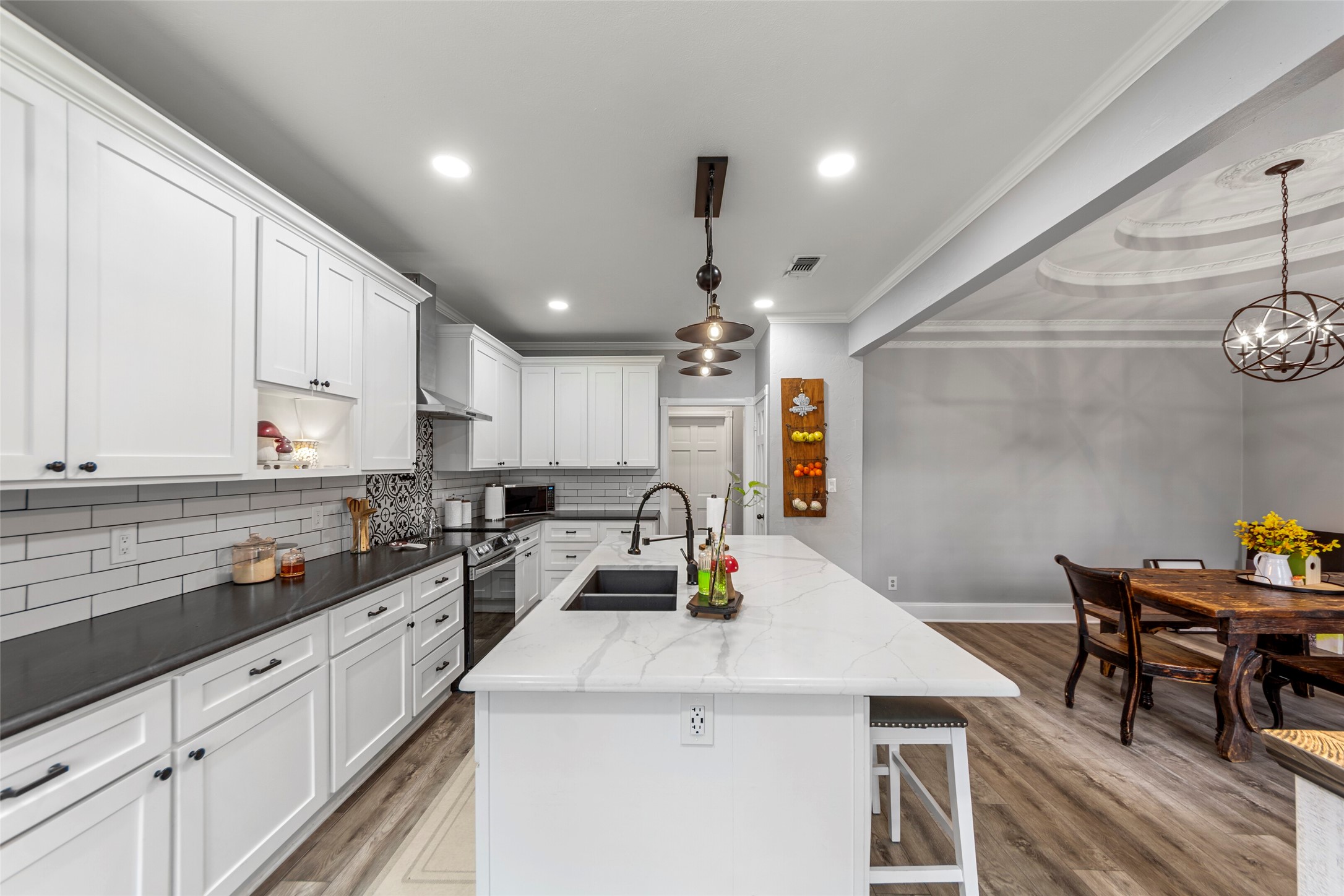 5601 Burgundy Drive Greenville TX 75402