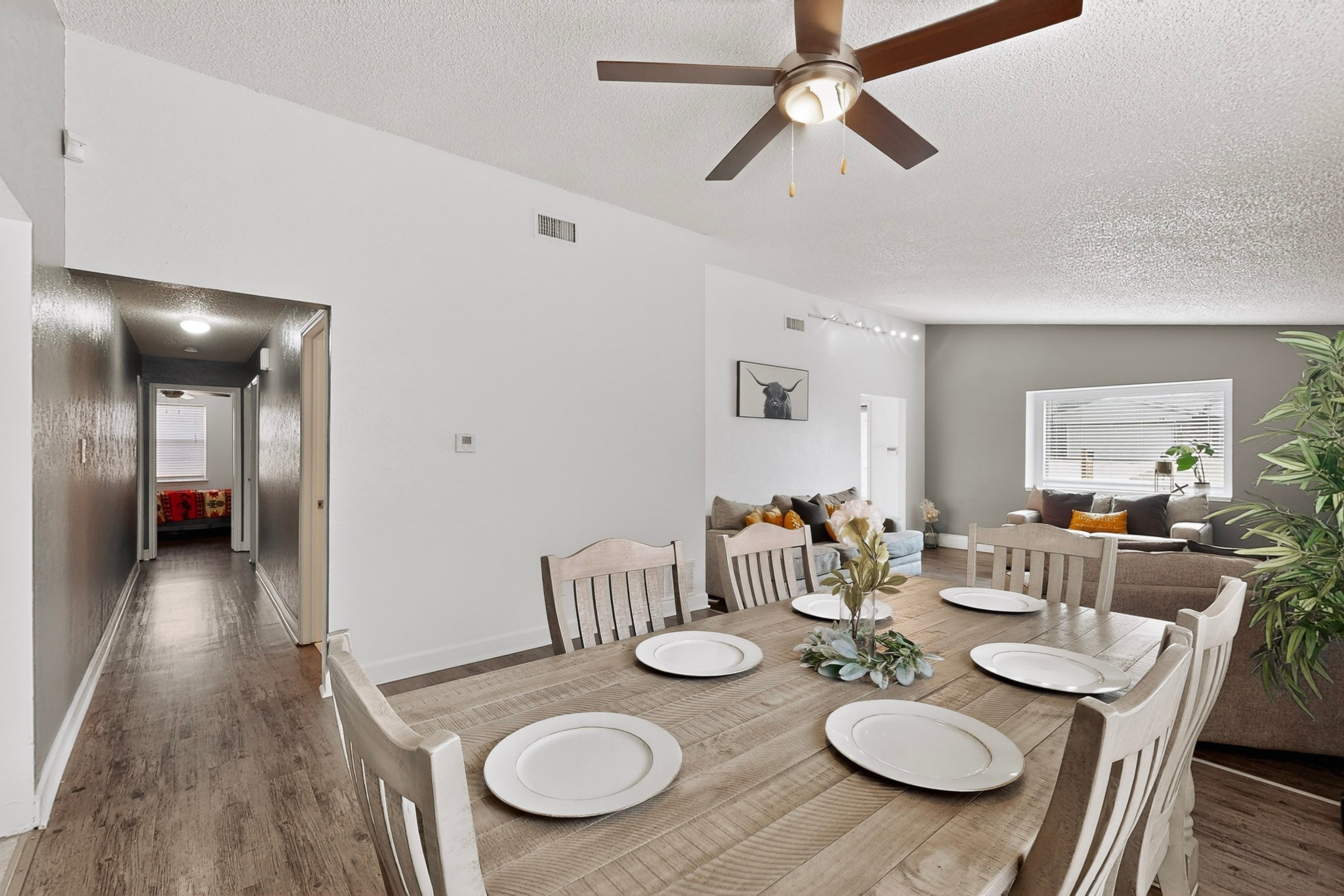 718 Matthews Court Arlington TX 76012
