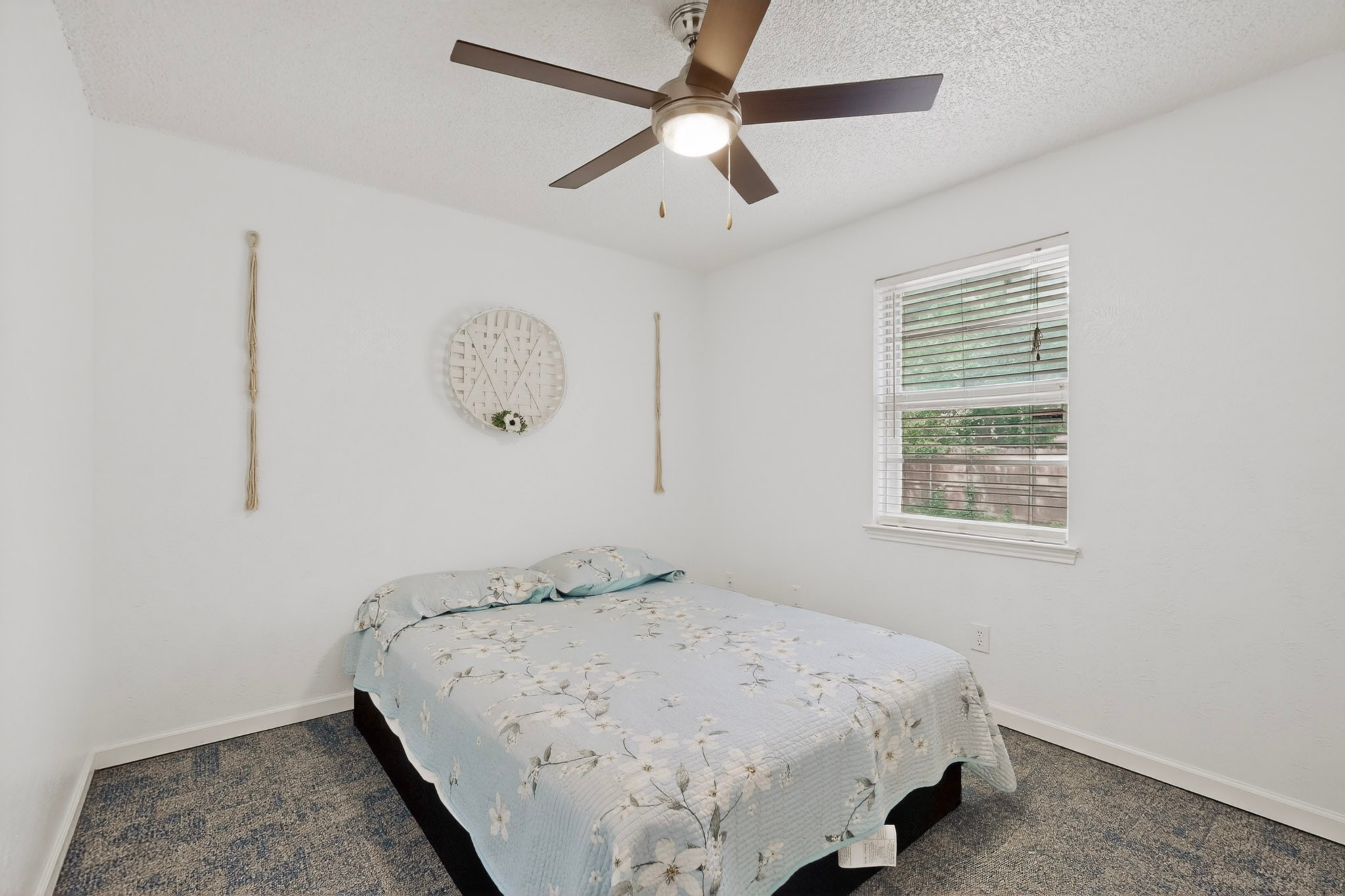 718 Matthews Court Arlington TX 76012