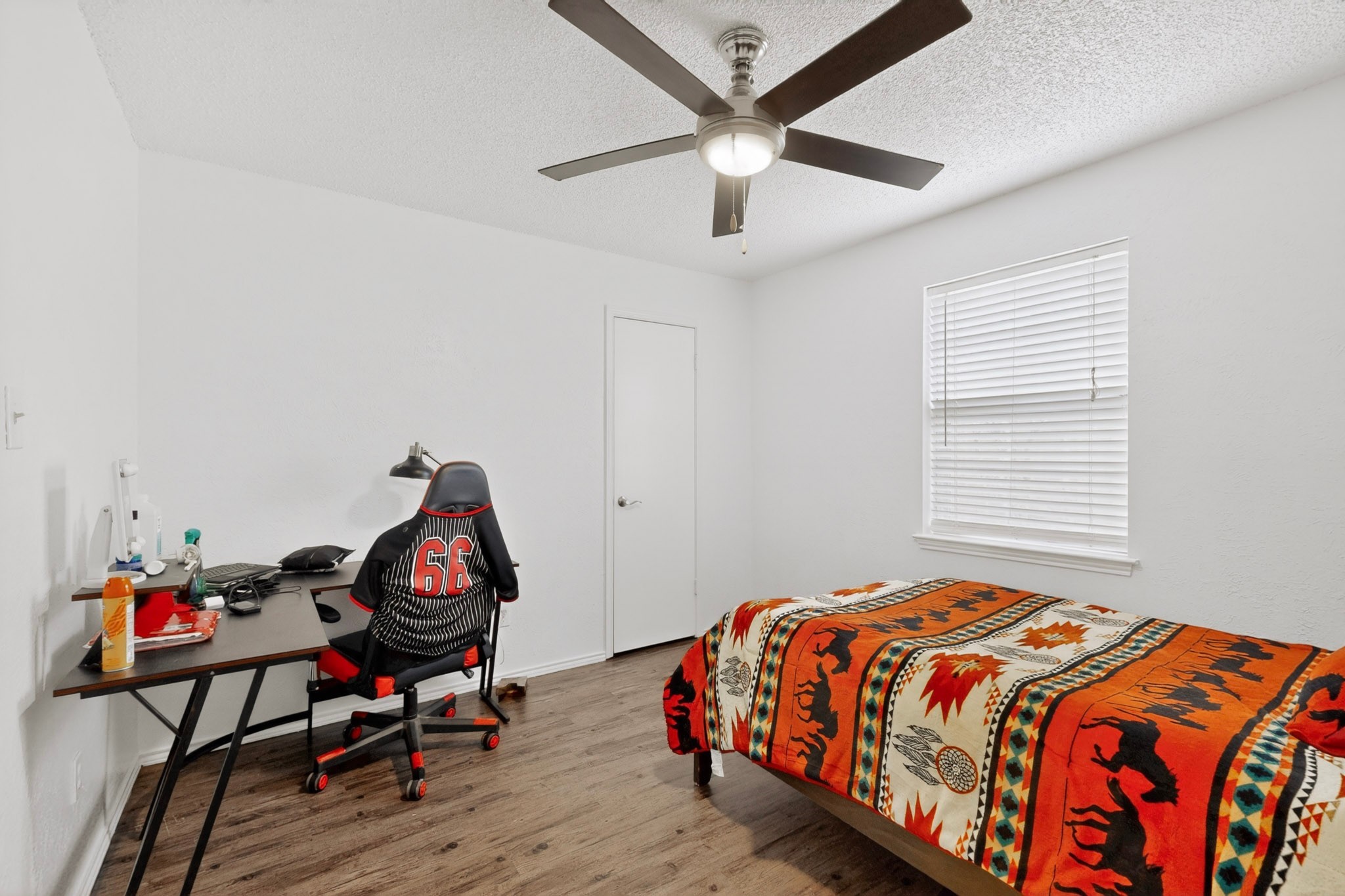 718 Matthews Court Arlington TX 76012
