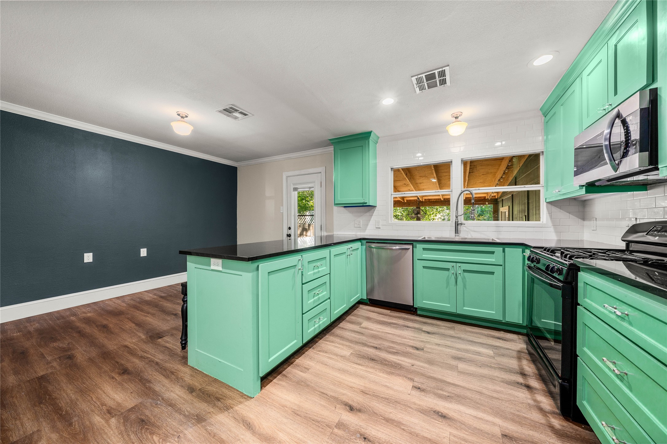 3100 Colonial Avenue Waco TX 76707