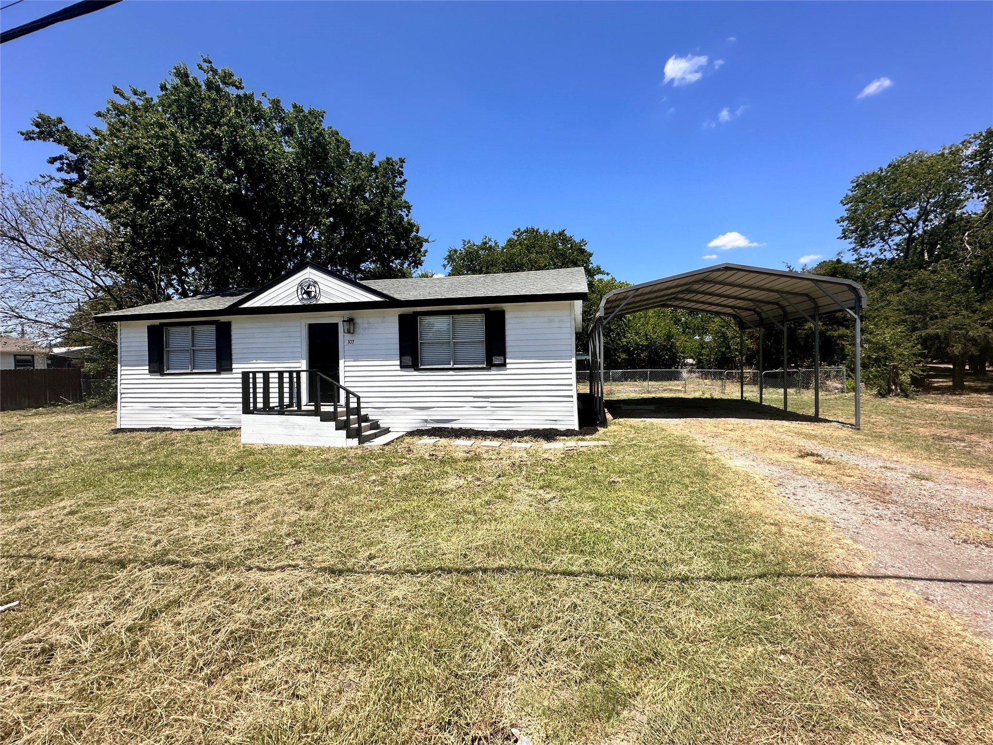 307 Collin Street Nevada TX 75173
