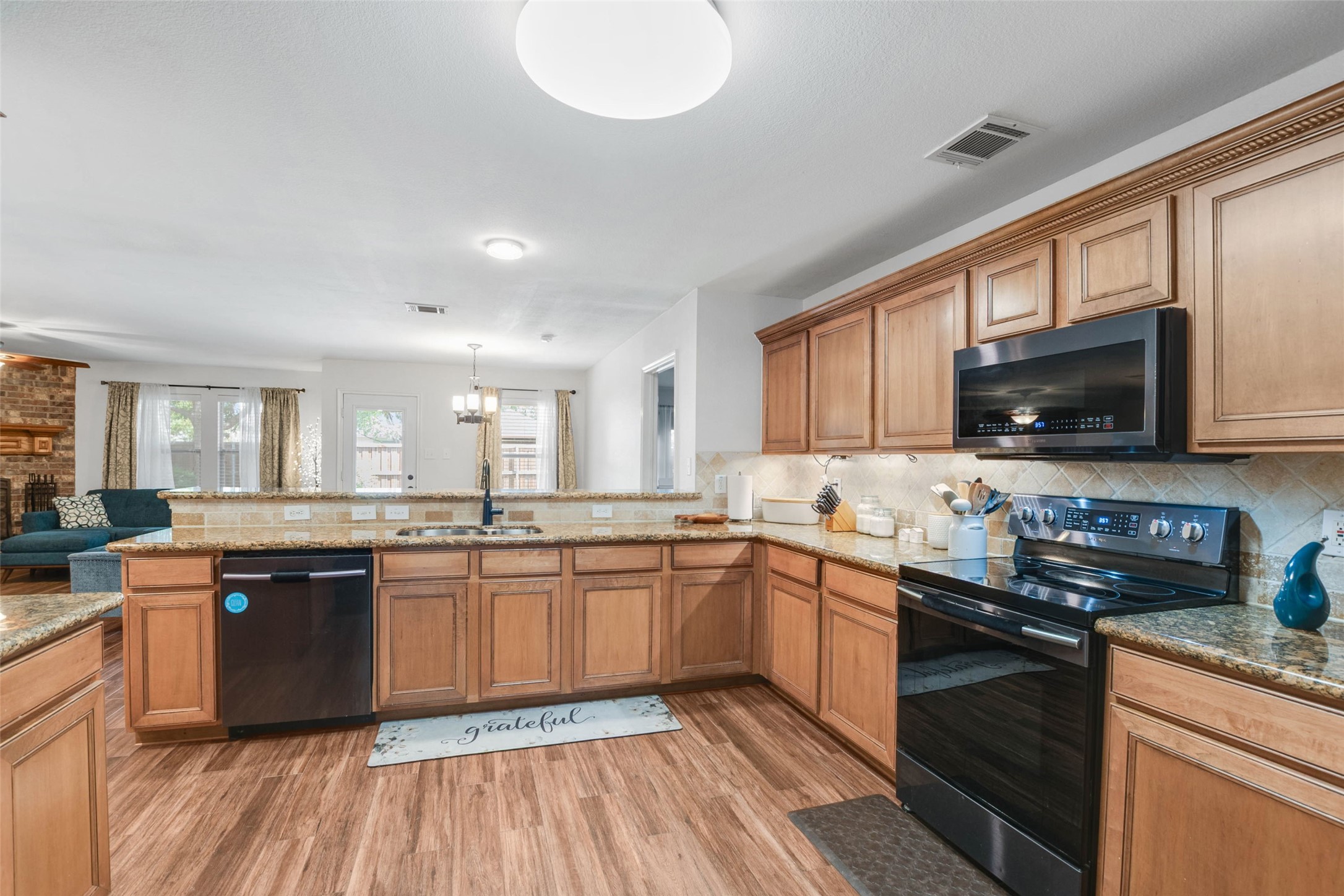 2028 Lake Trail Drive Heartland TX 75126