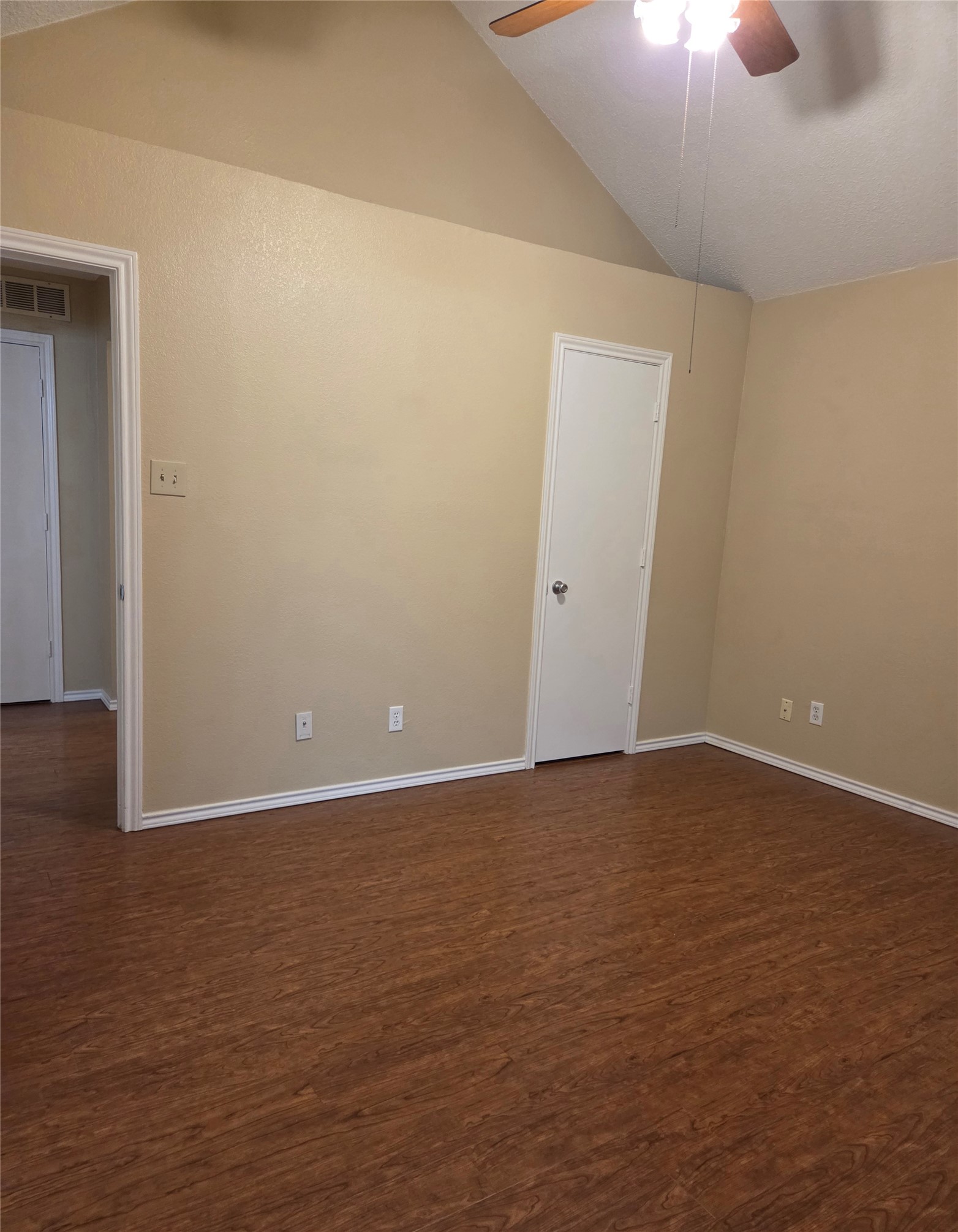 718 Red Oak Drive Lewisville TX 75067