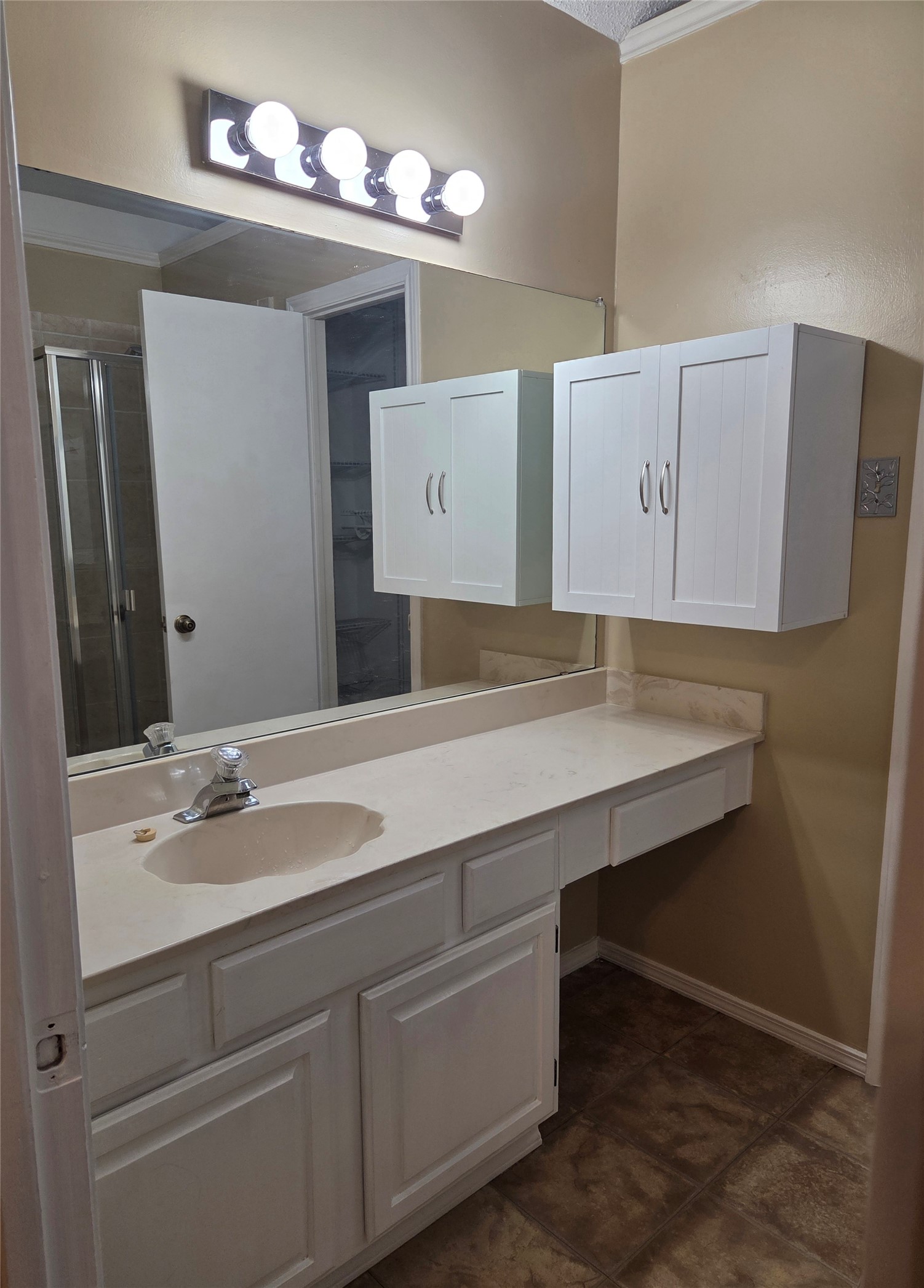 718 Red Oak Drive Lewisville TX 75067