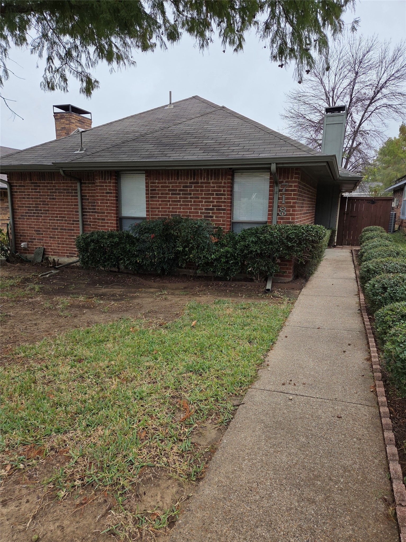 718 Red Oak Drive Lewisville TX 75067