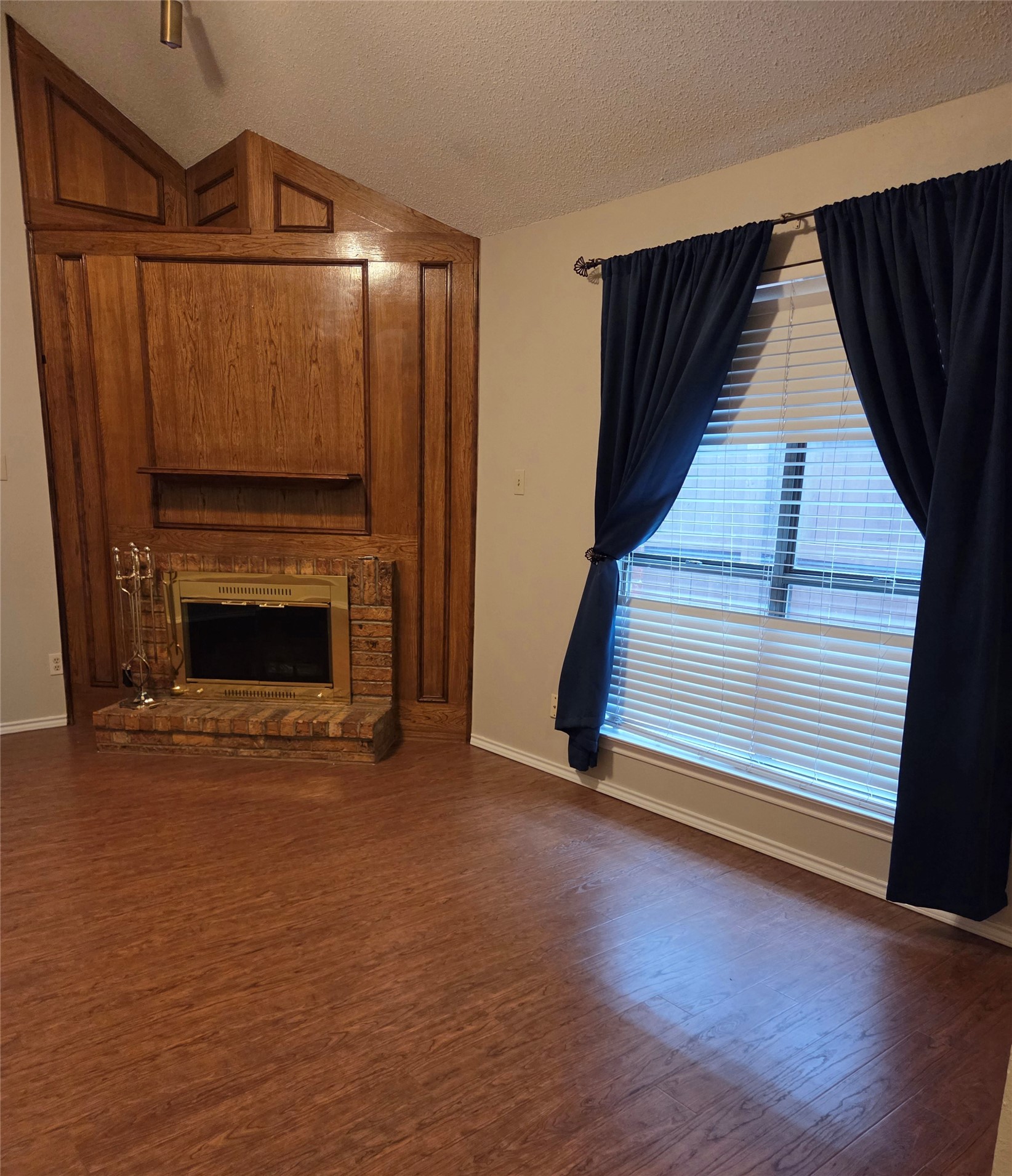 718 Red Oak Drive Lewisville TX 75067