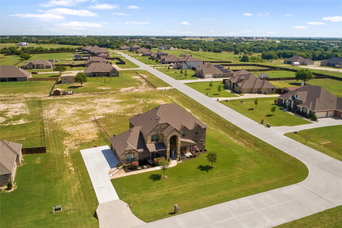 100 Prairie Clover Court Waxahachie TX 75167