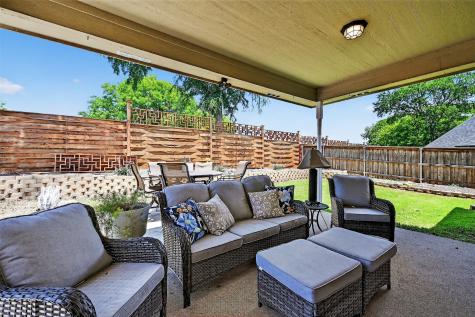 38 Lone Oak Boulevard Pottsboro TX 75076
