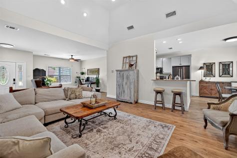 38 Lone Oak Boulevard Pottsboro TX 75076