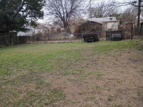 1532 Madrid Street Dallas TX 75216