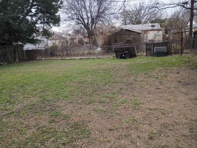 1532 Madrid Street Dallas TX 75216