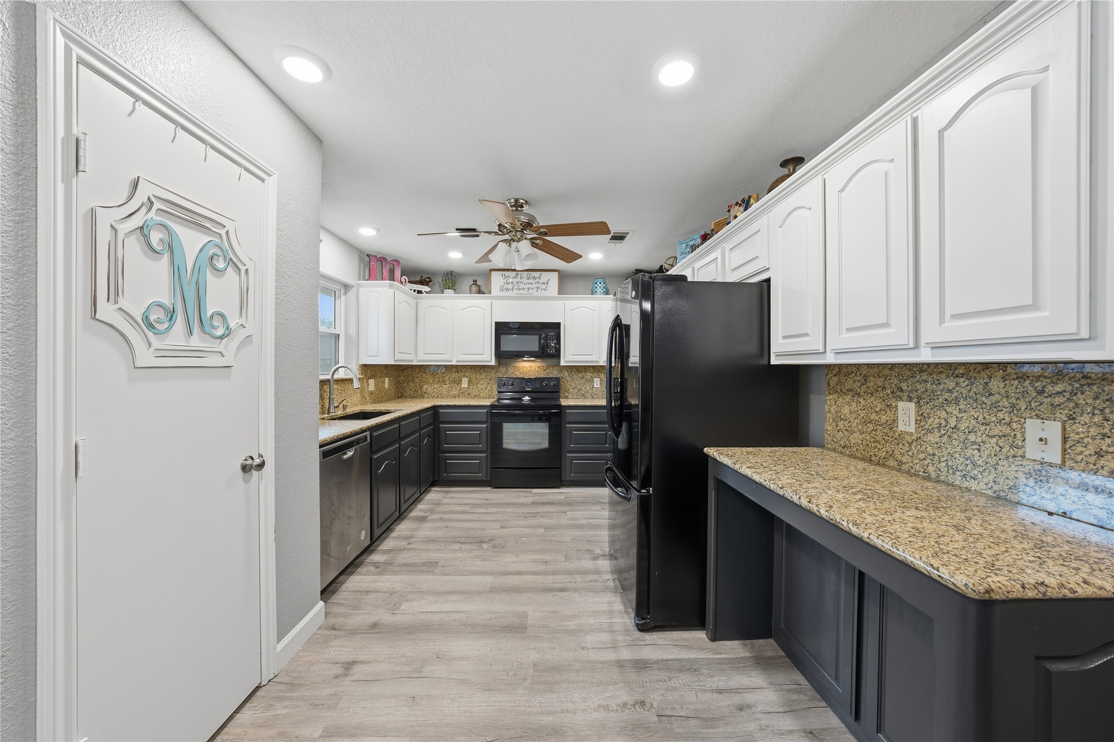 111 Havenwood Drive Enchanted Oaks TX 75156