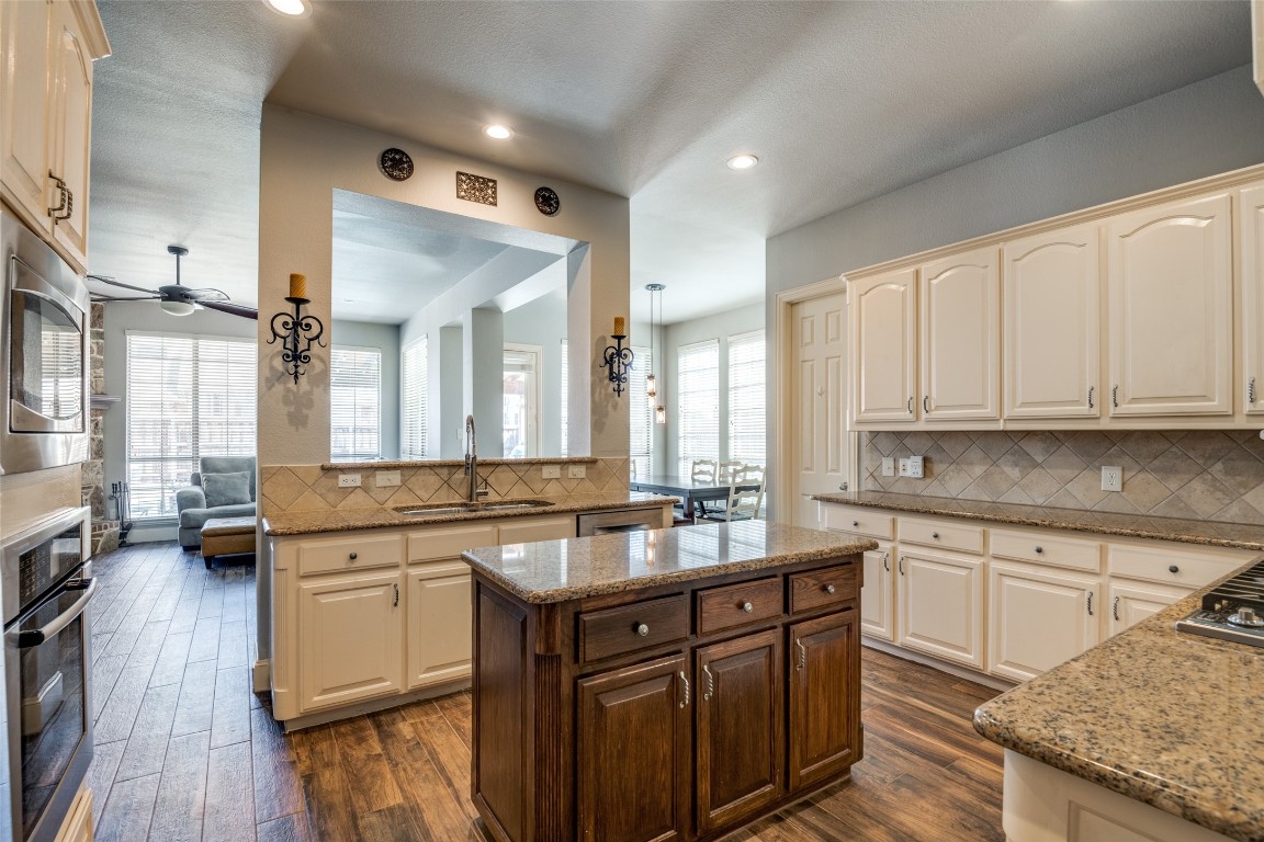 7040 Valley Brook Drive Frisco TX 75035