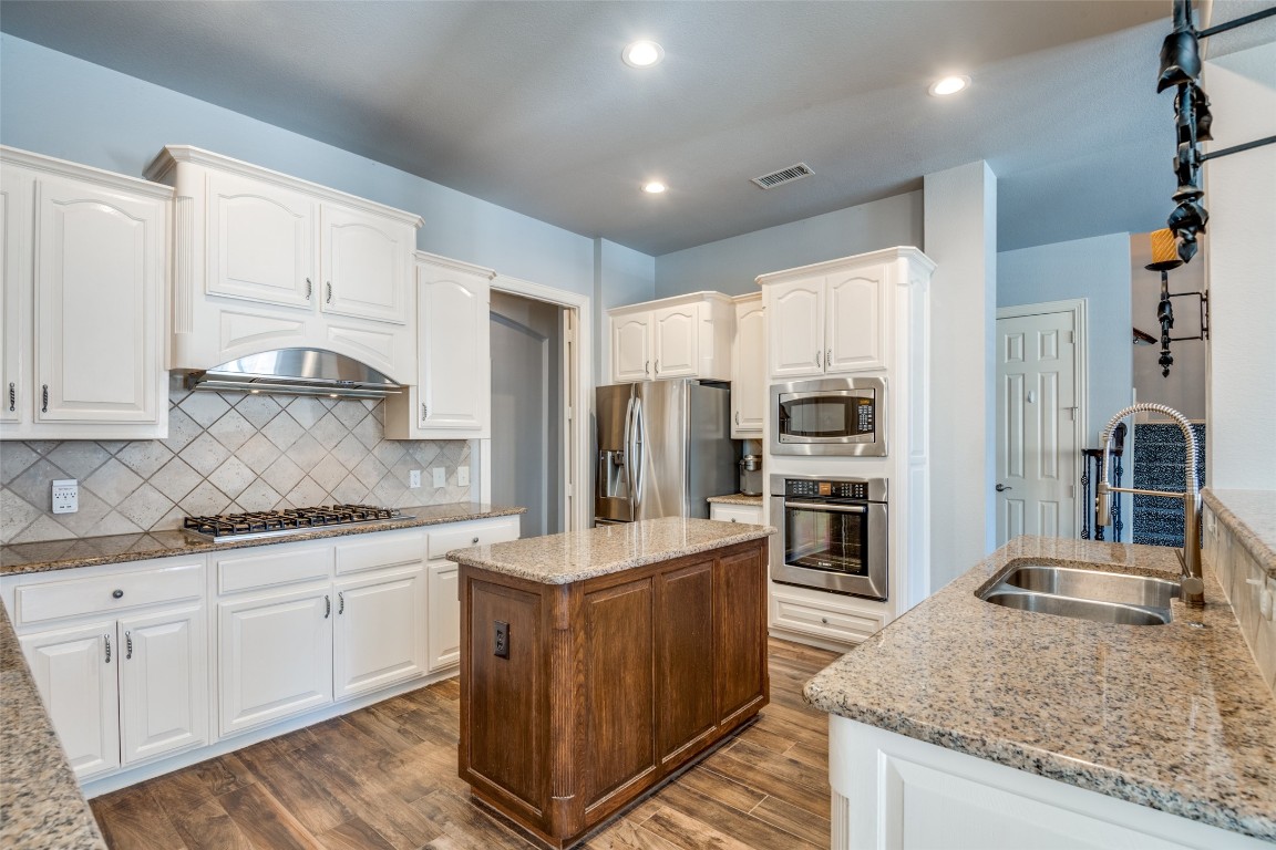 7040 Valley Brook Drive Frisco TX 75035