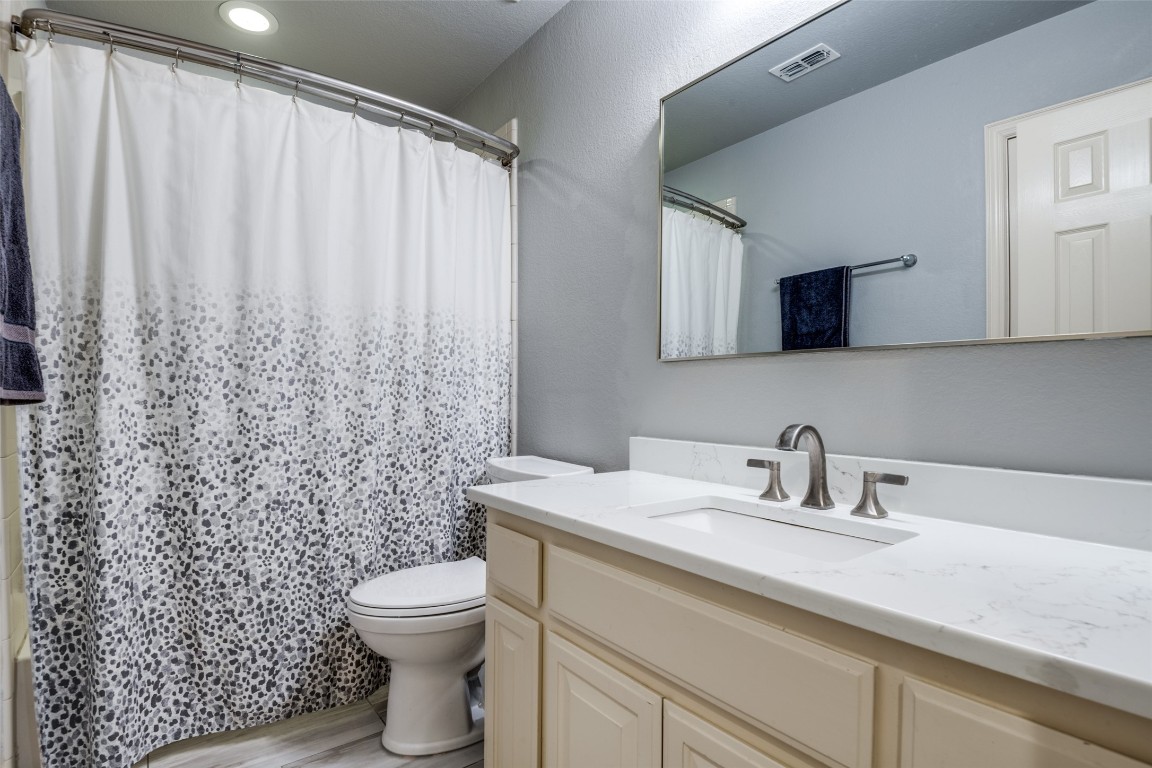 7040 Valley Brook Drive Frisco TX 75035