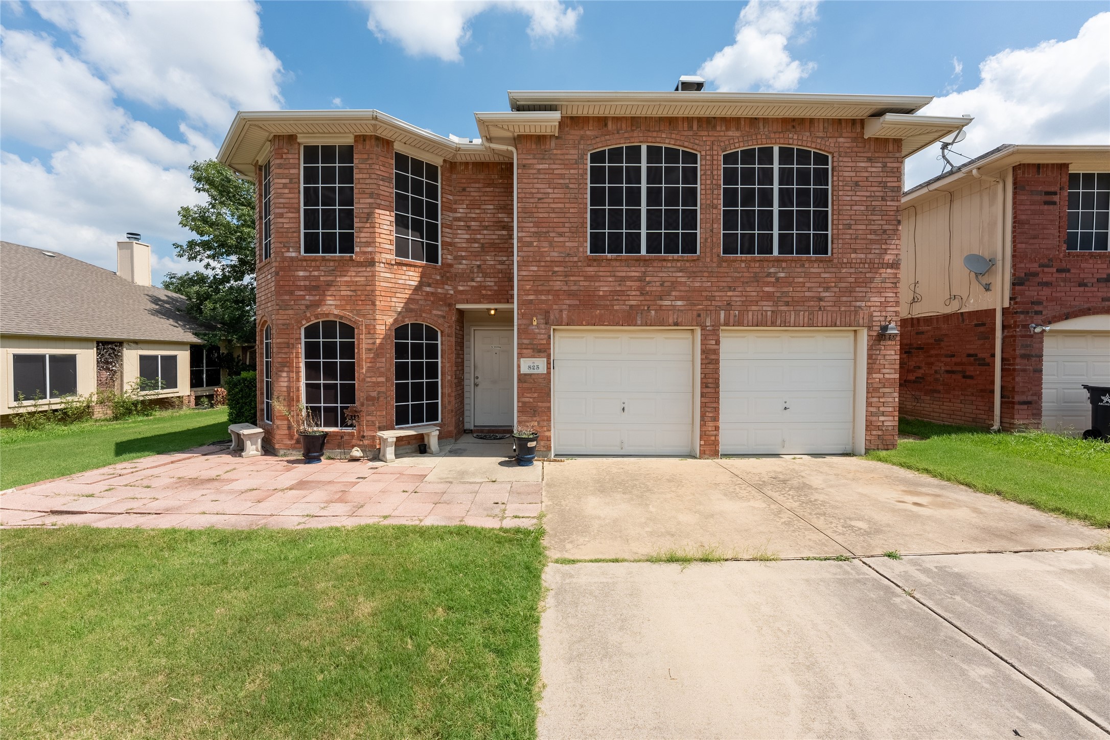 825 Elbe Drive Arlington TX 76001