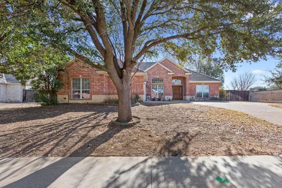 100 Edinburgh Waco TX 76712