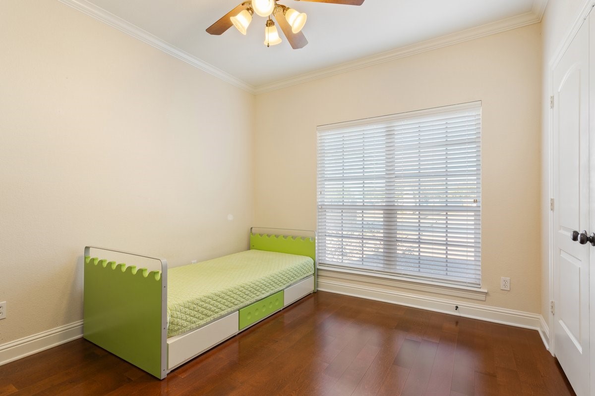 100 Edinburgh Waco TX 76712