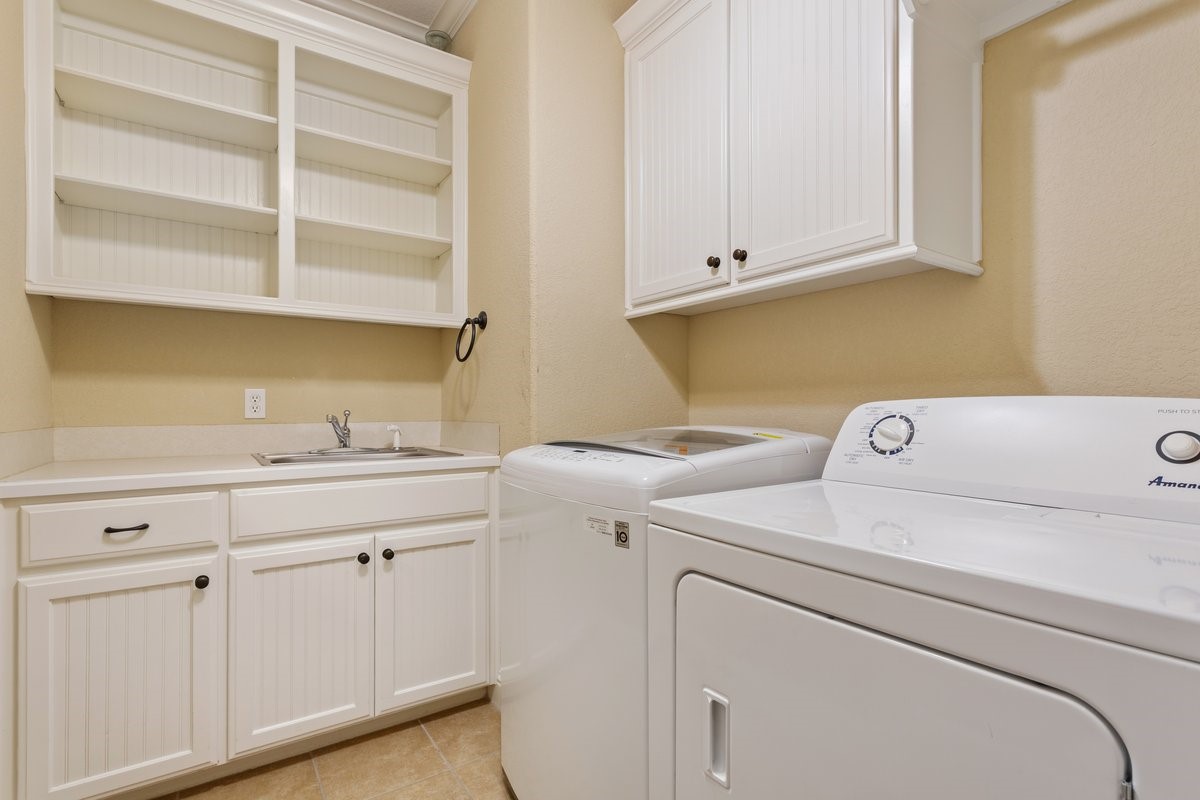 100 Edinburgh Waco TX 76712