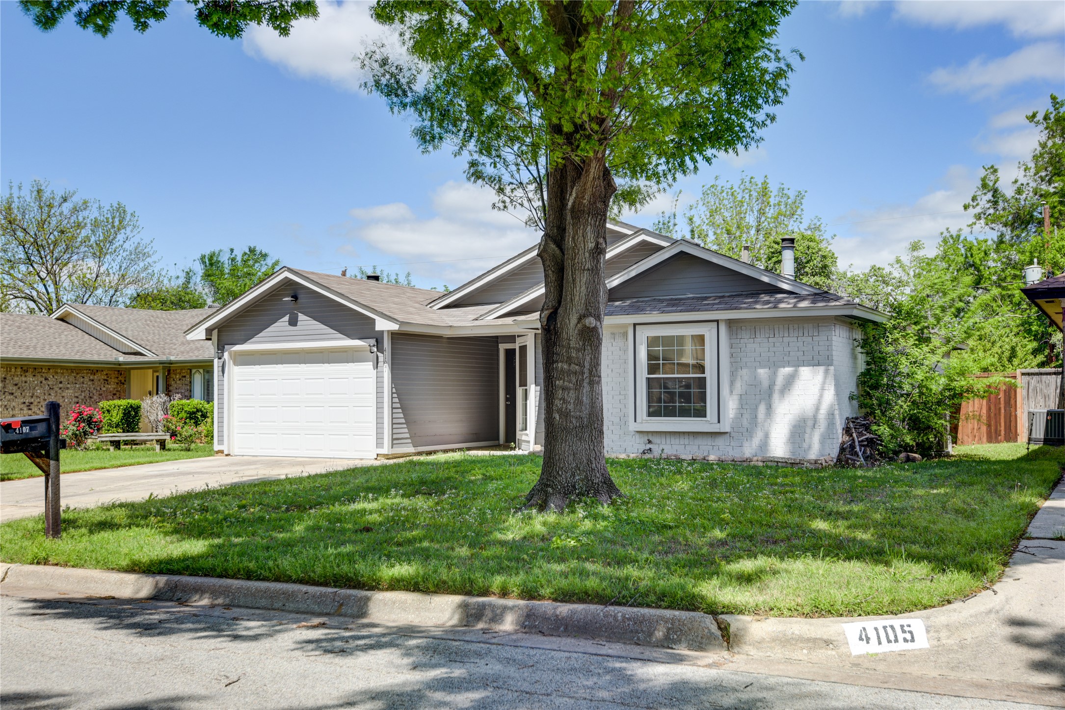 4107 Green Acres Circle Arlington TX 76017