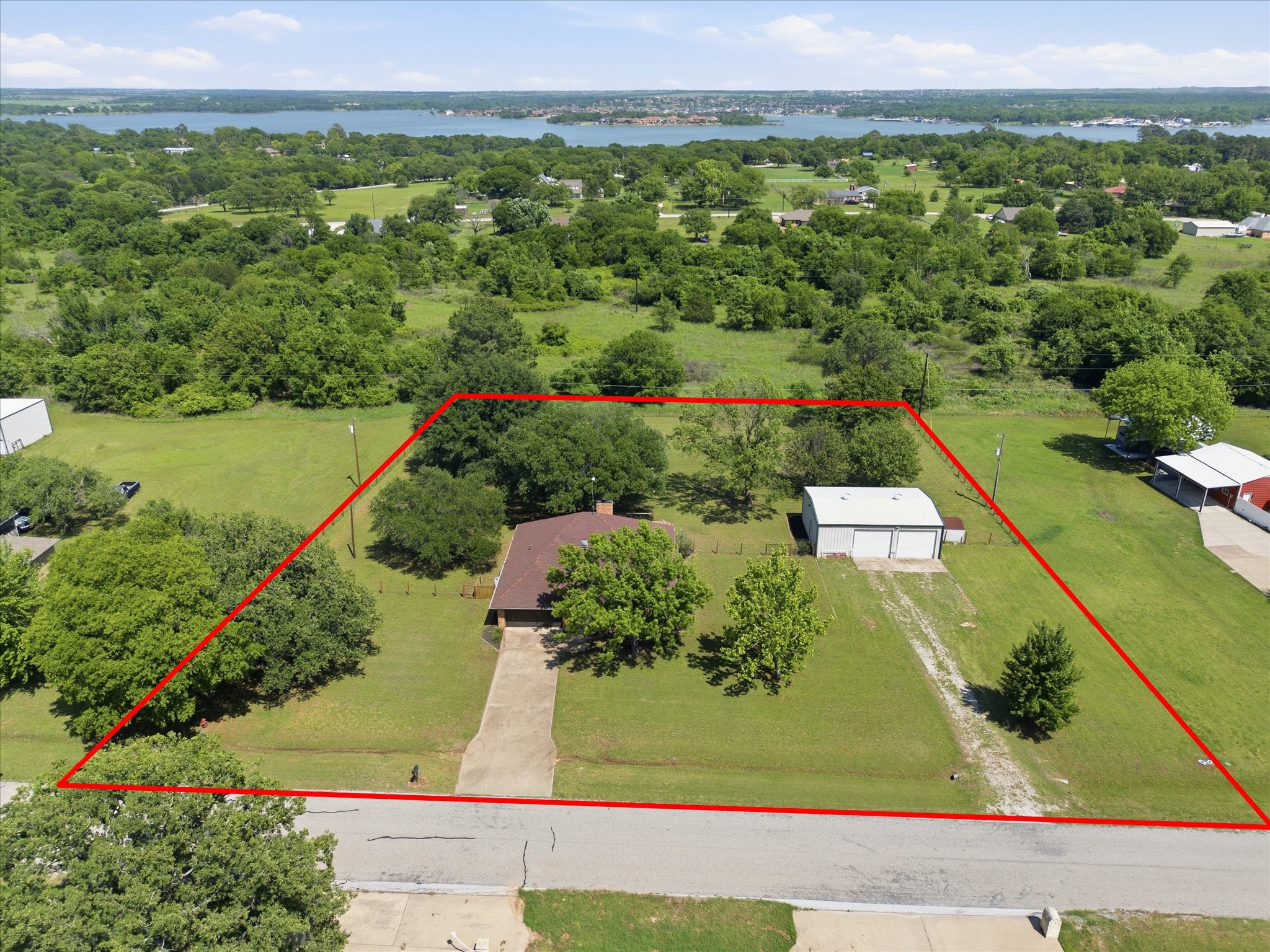 3028 English Creek Drive Azle TX 76020