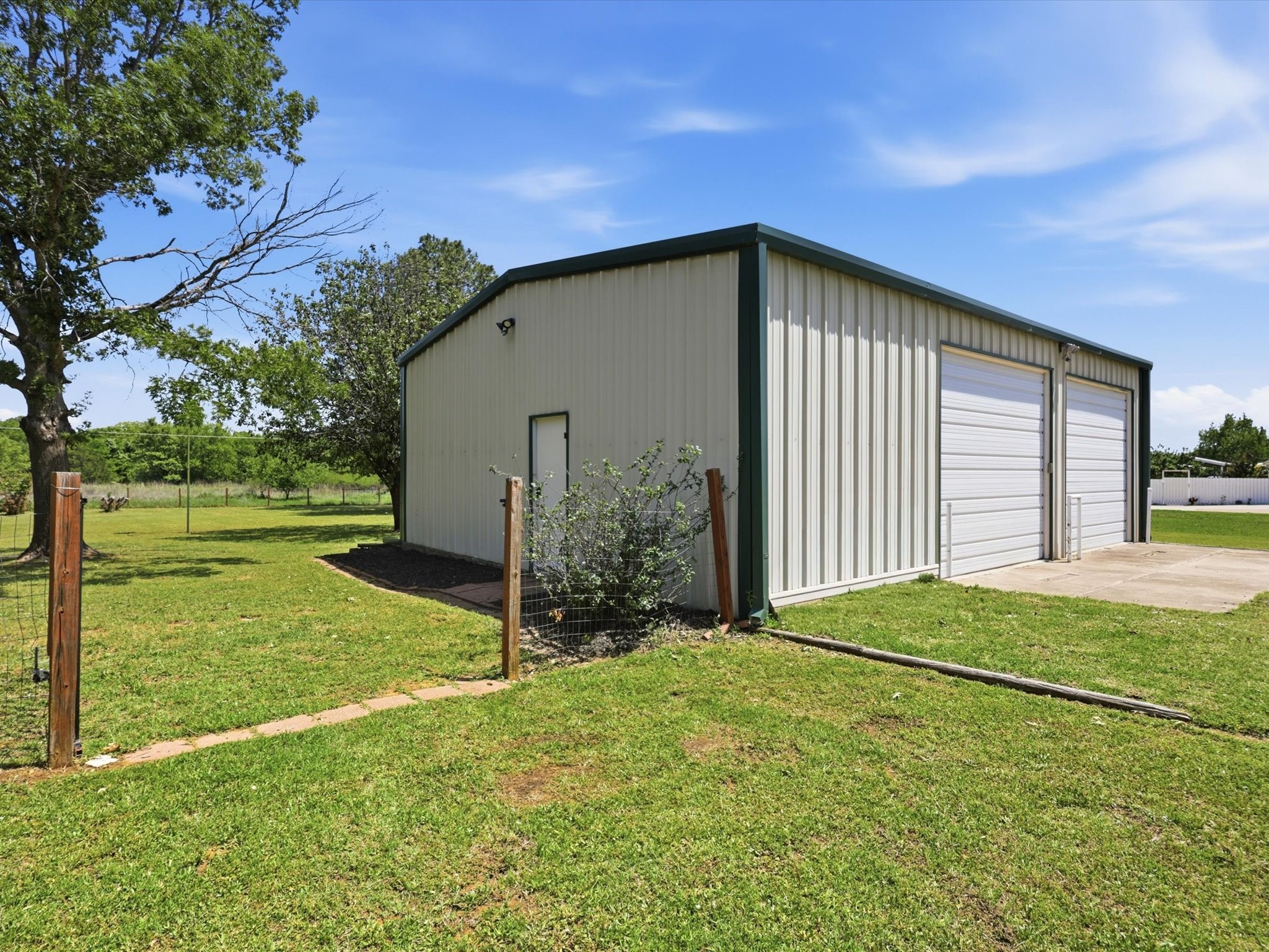 3028 English Creek Drive Azle TX 76020
