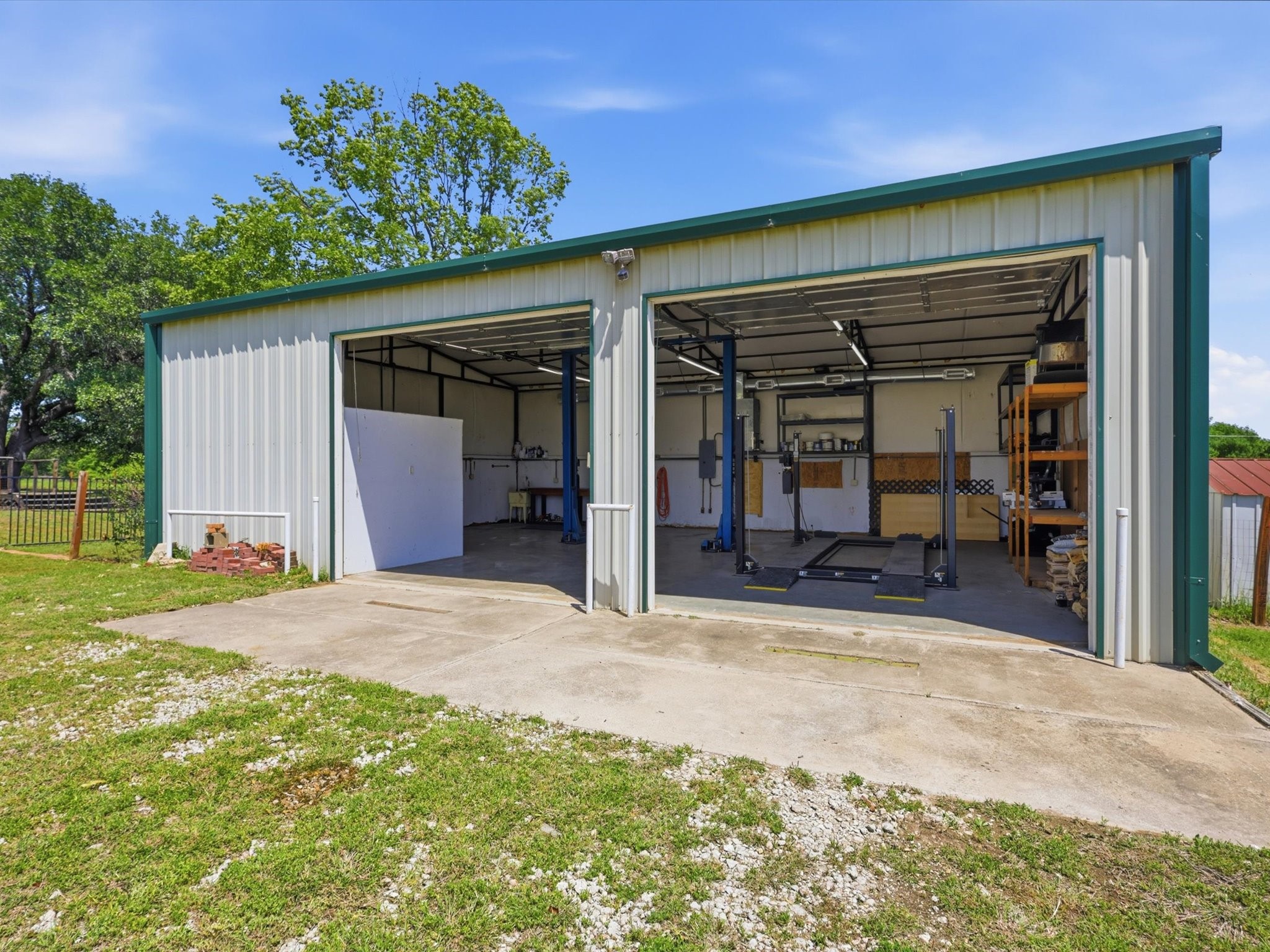3028 English Creek Drive Azle TX 76020