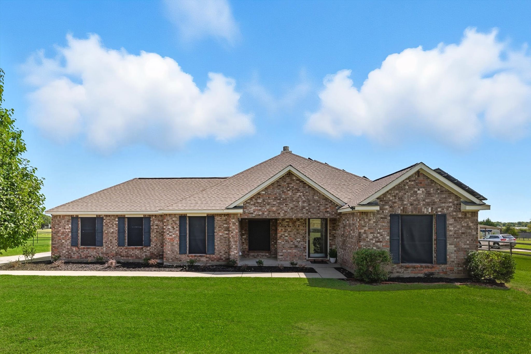 154 County Road 2513 Decatur TX 76234