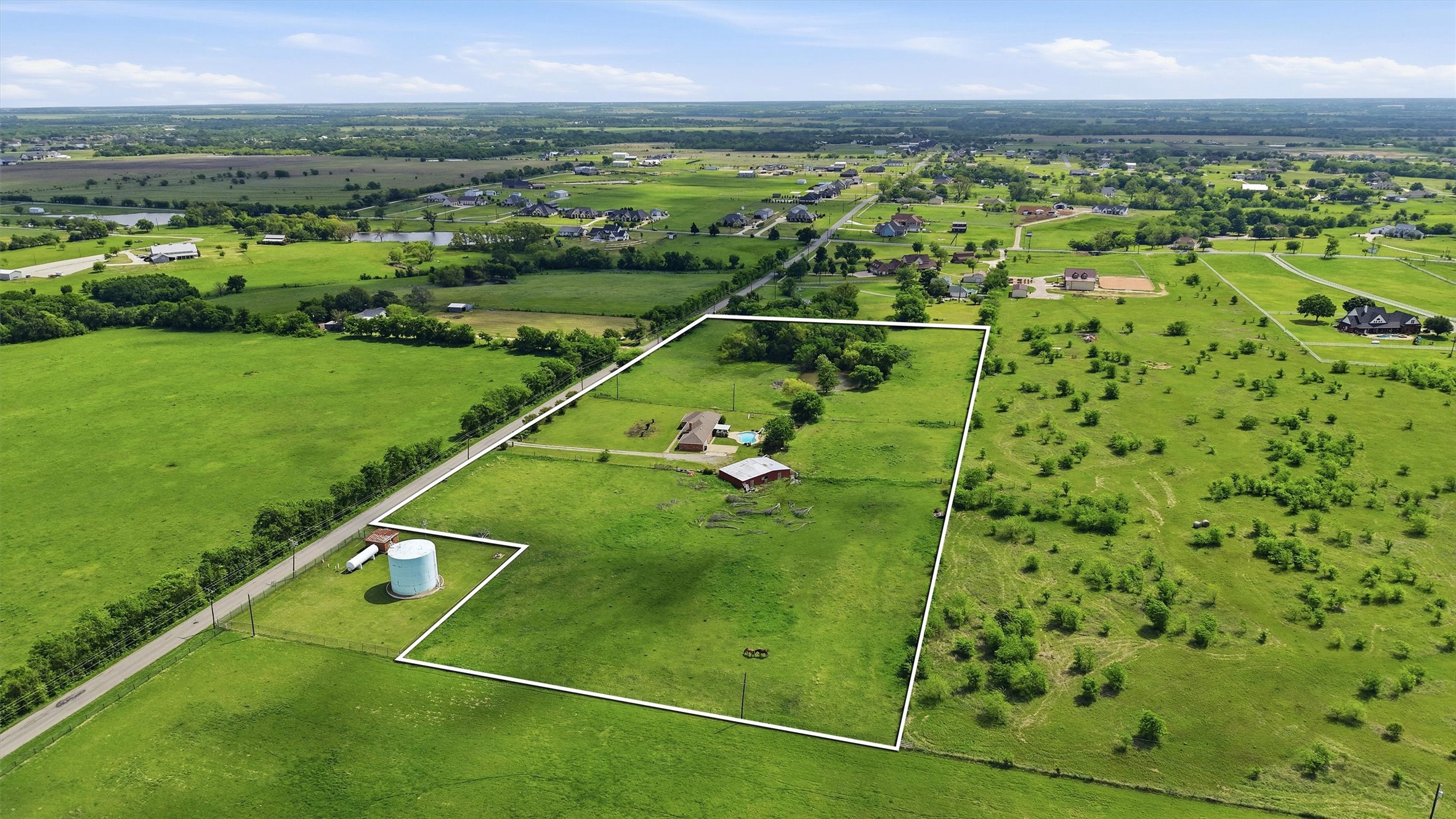 998 Bledsoe Road Gunter TX 75058