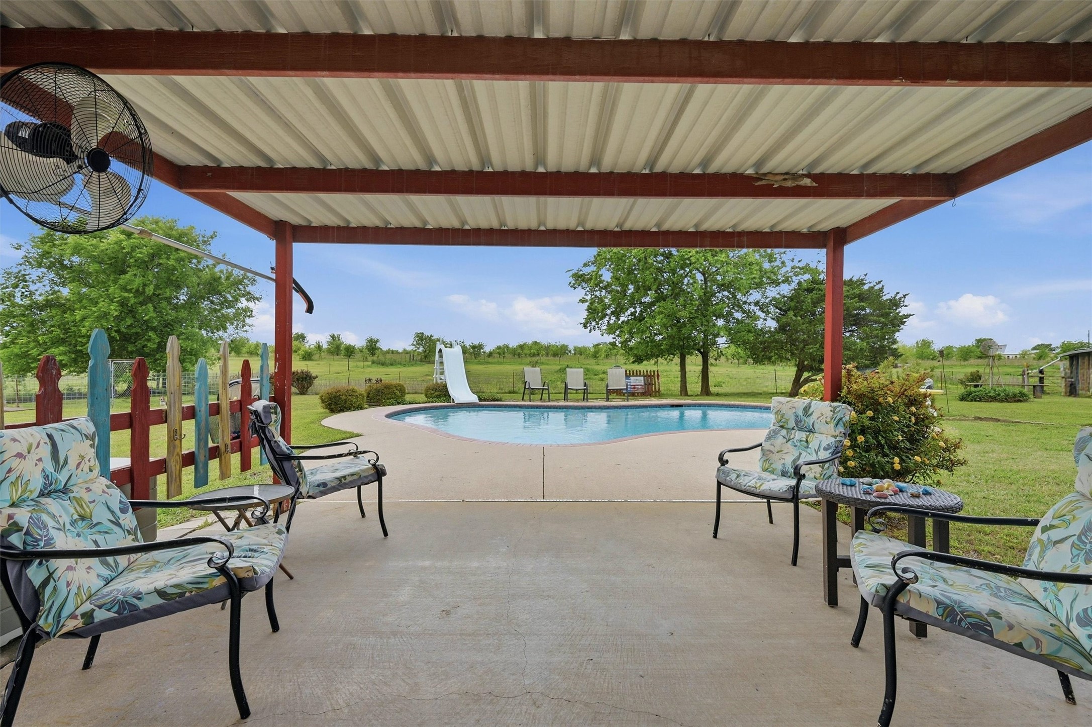 998 Bledsoe Road Gunter TX 75058