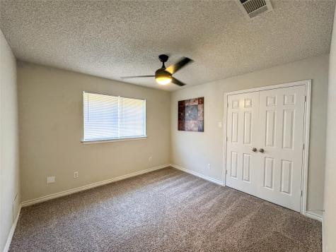 418 Whispering Hills Drive Duncanville TX 75137