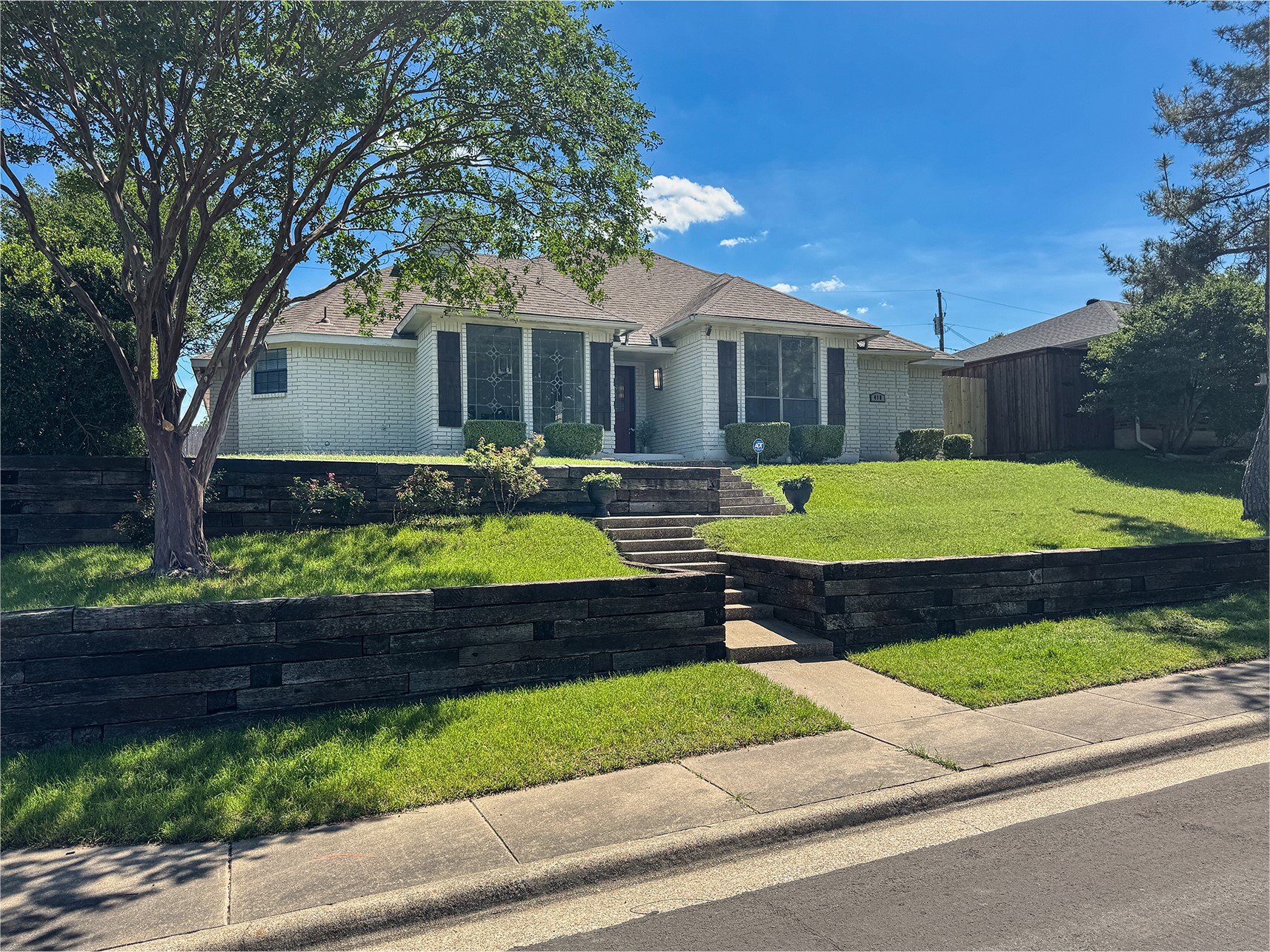 418 Whispering Hills Drive Duncanville TX 75137