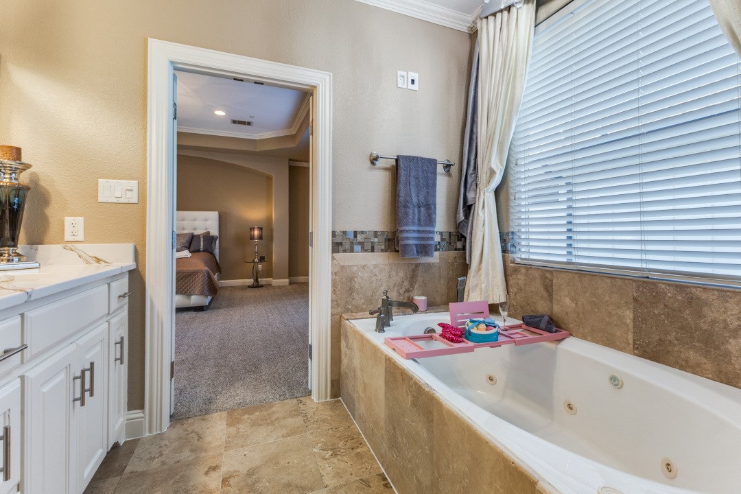 4931 Homer Street Dallas TX 75206