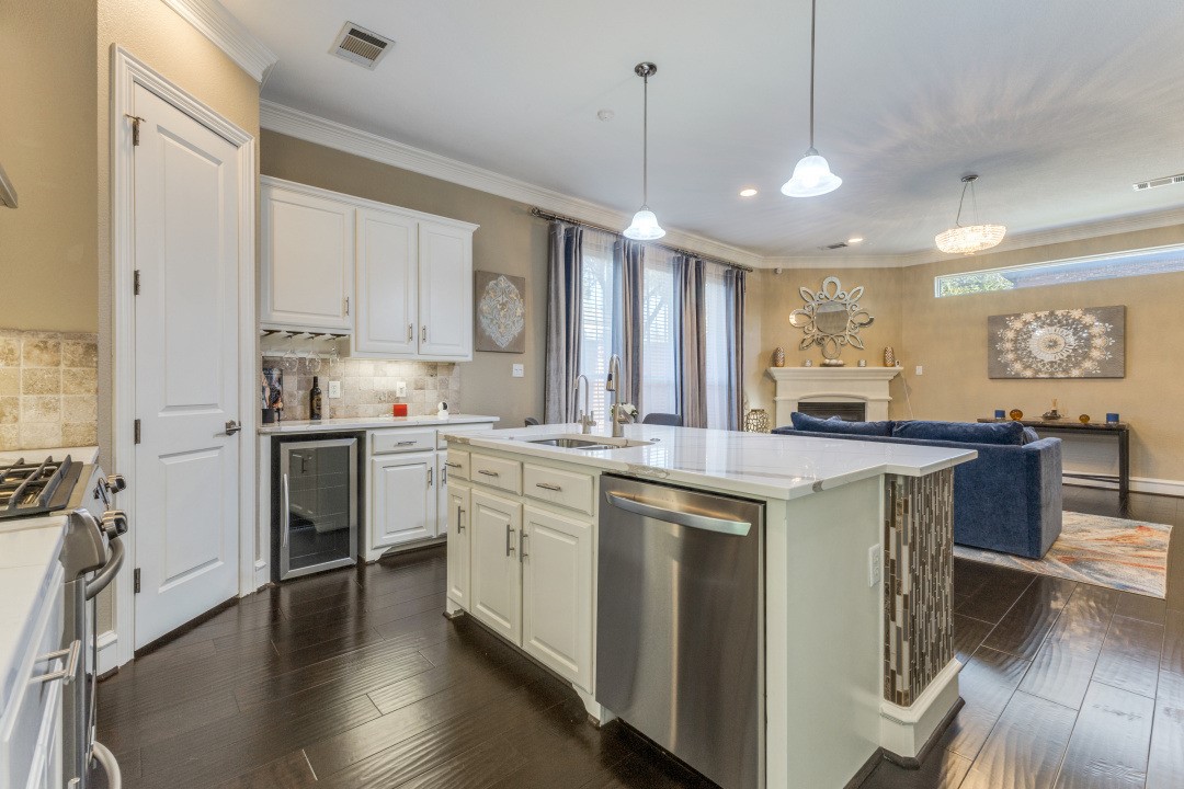 4931 Homer Street Dallas TX 75206