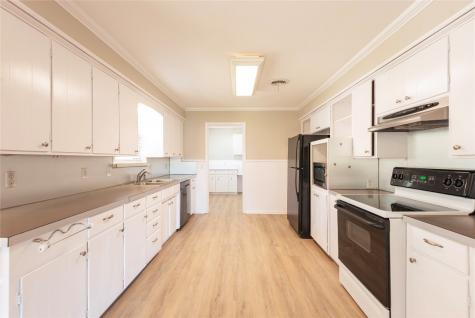 1208 N Morris Street Mckinney TX 75069