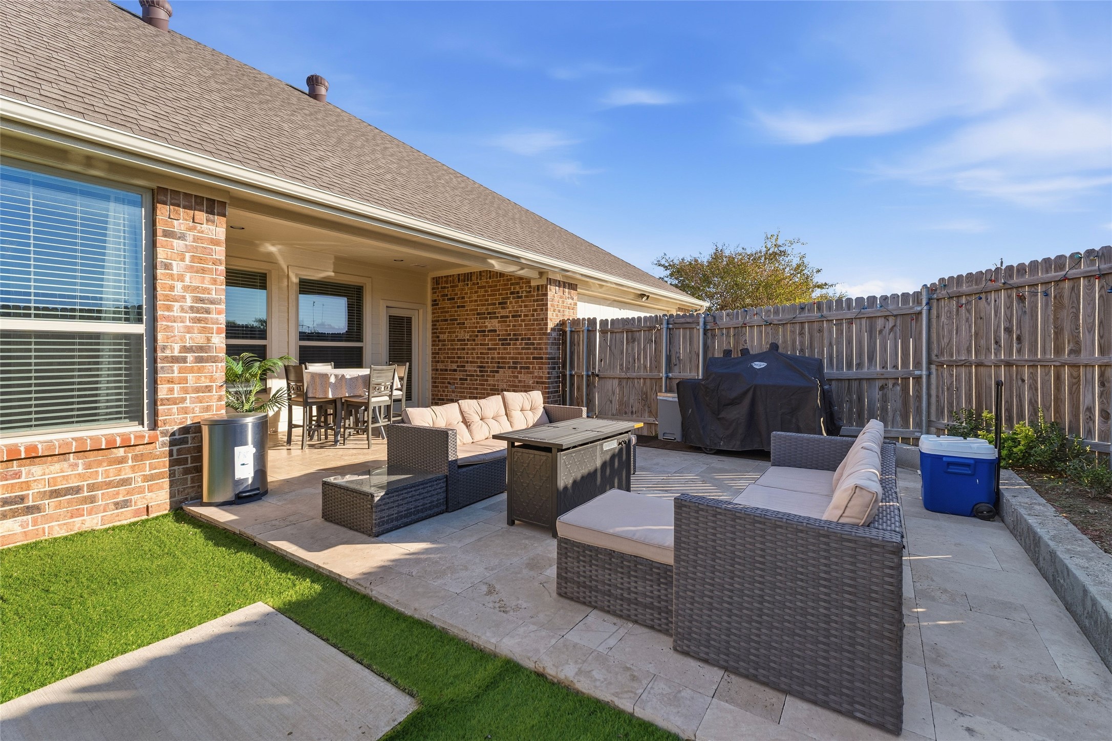 1357 Lake Grove Lane Desoto TX 75115