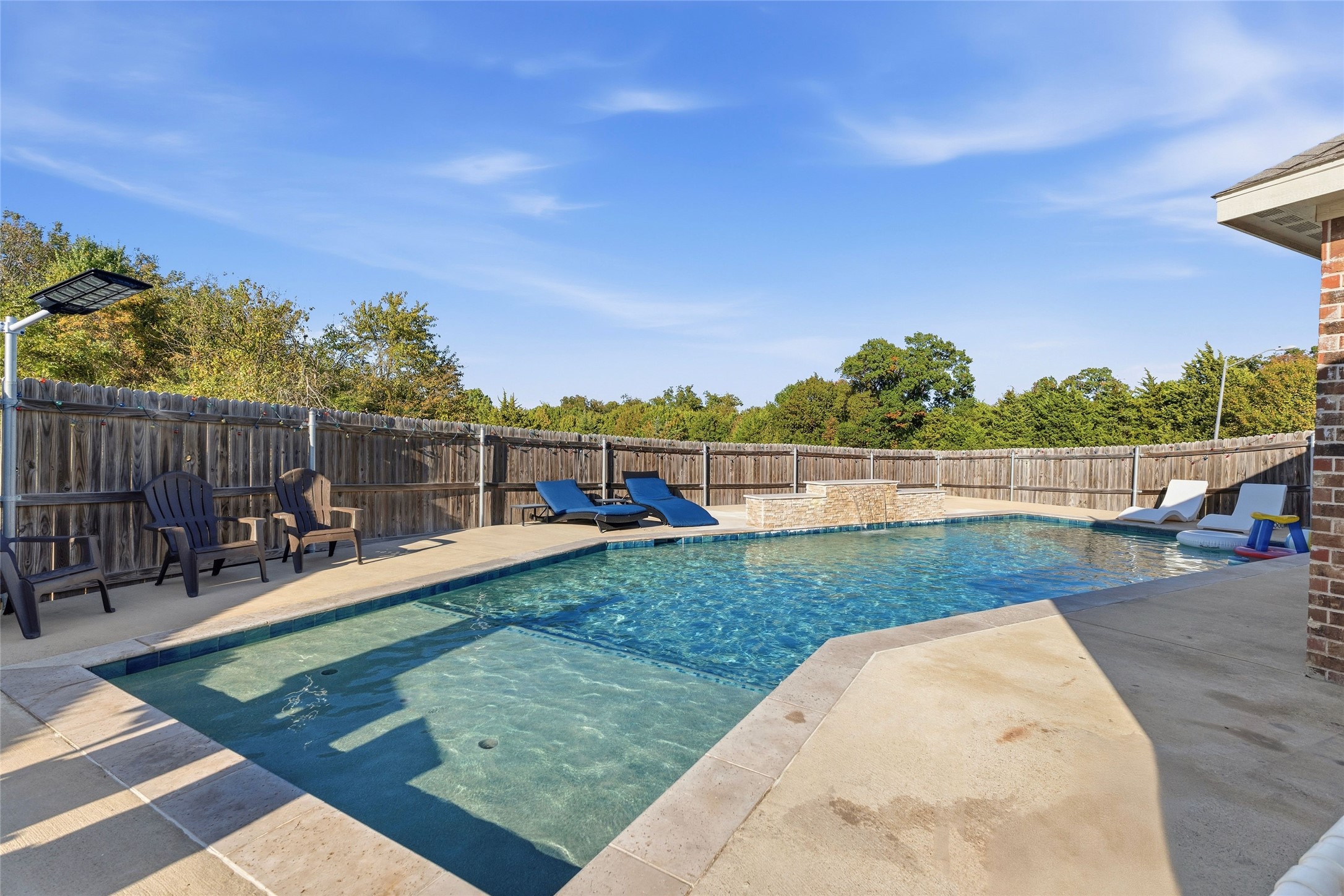 1357 Lake Grove Lane Desoto TX 75115
