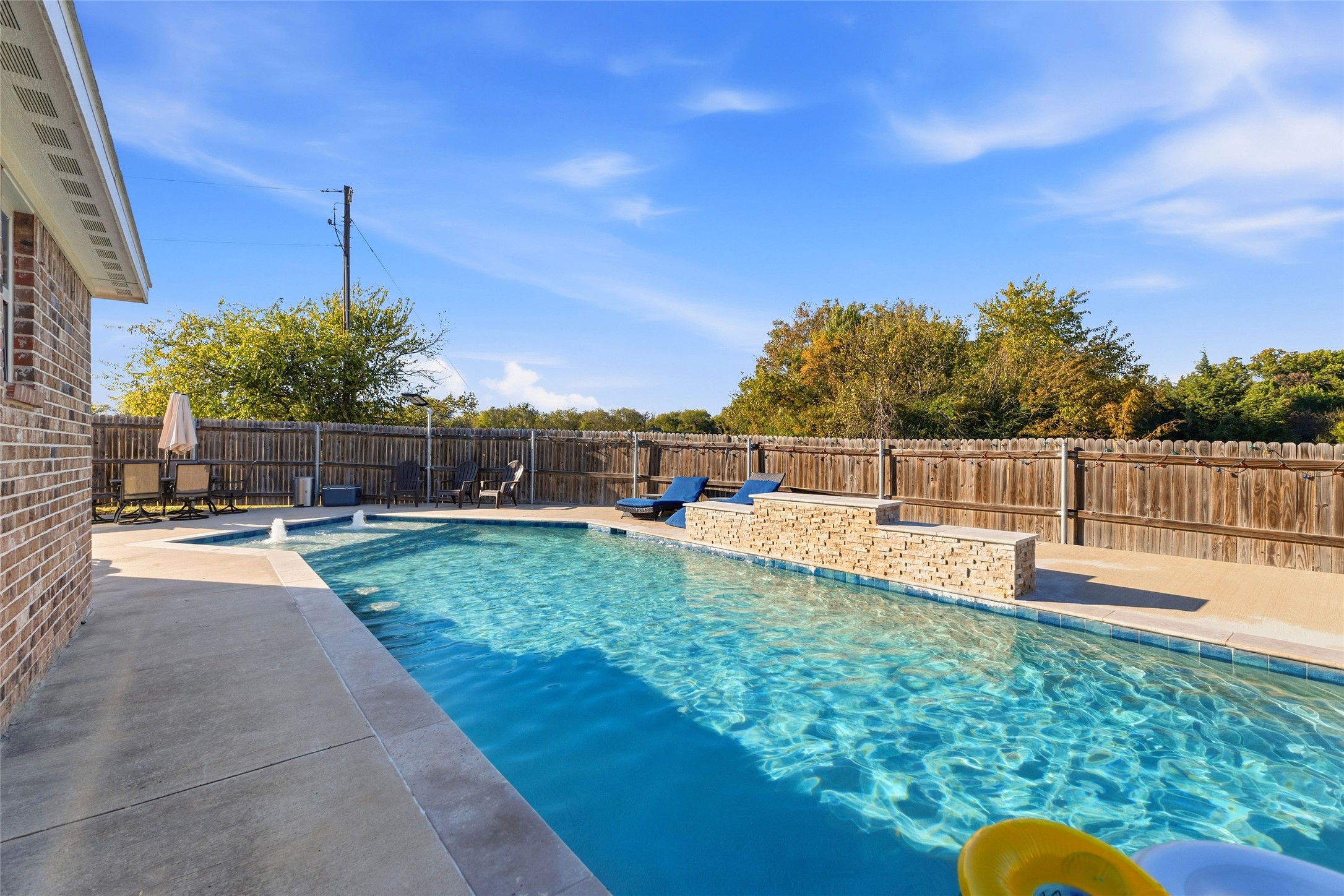 1357 Lake Grove Lane Desoto TX 75115