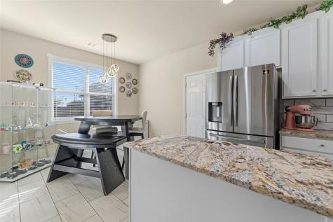 1357 Lake Grove Lane Desoto TX 75115