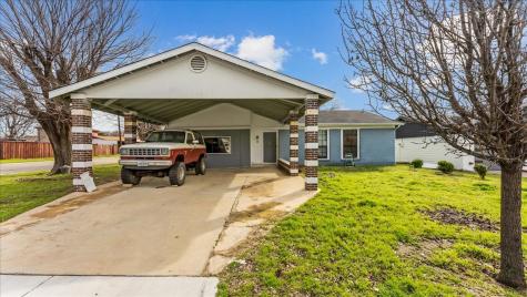 2502 Donna Drive Grand Prairie TX 75051