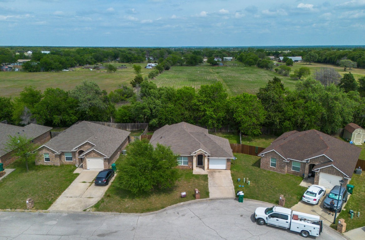 142 Tomahawk Drive Waco TX 76705