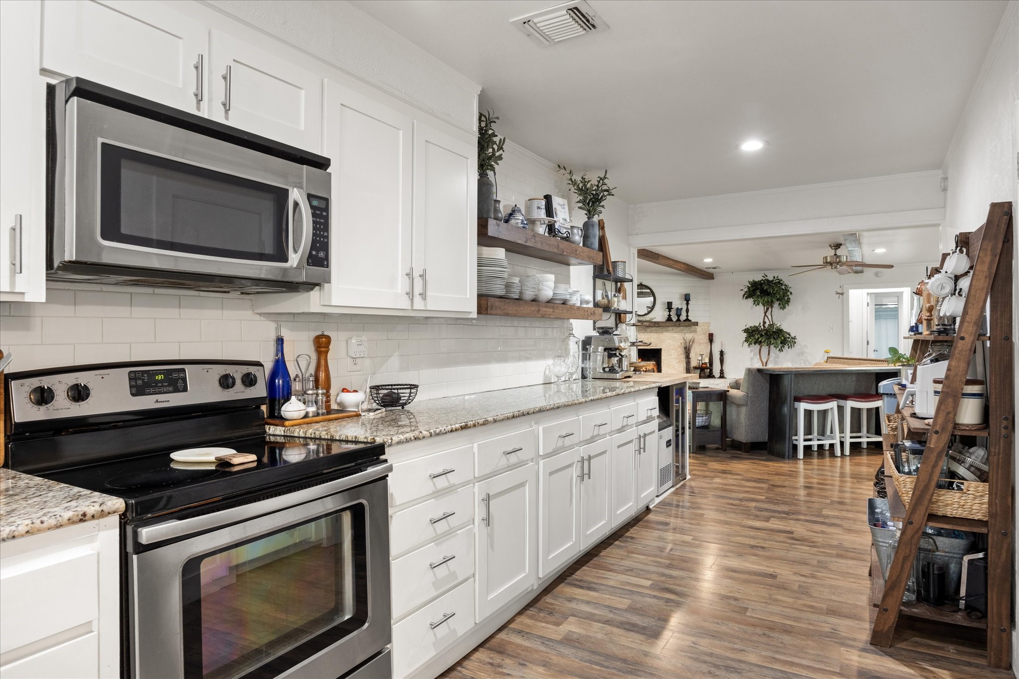 8513 Ravenswood Road Granbury TX 76049
