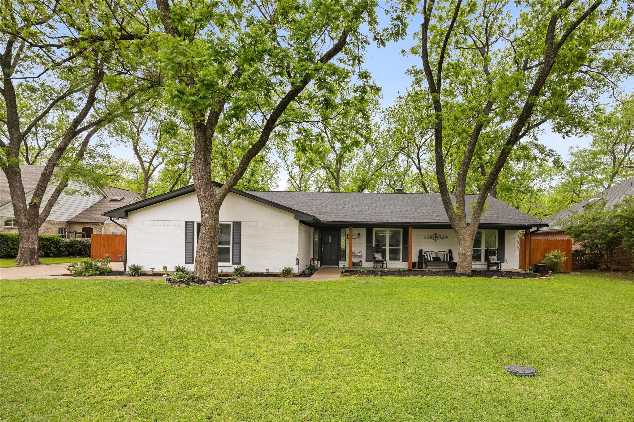 8513 Ravenswood Road Granbury TX 76049