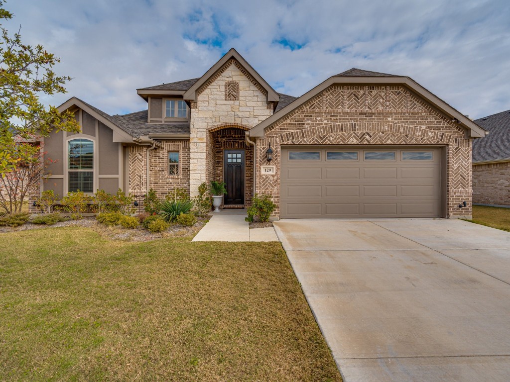 129 Deer Crossing Drive Waxahachie TX 75165