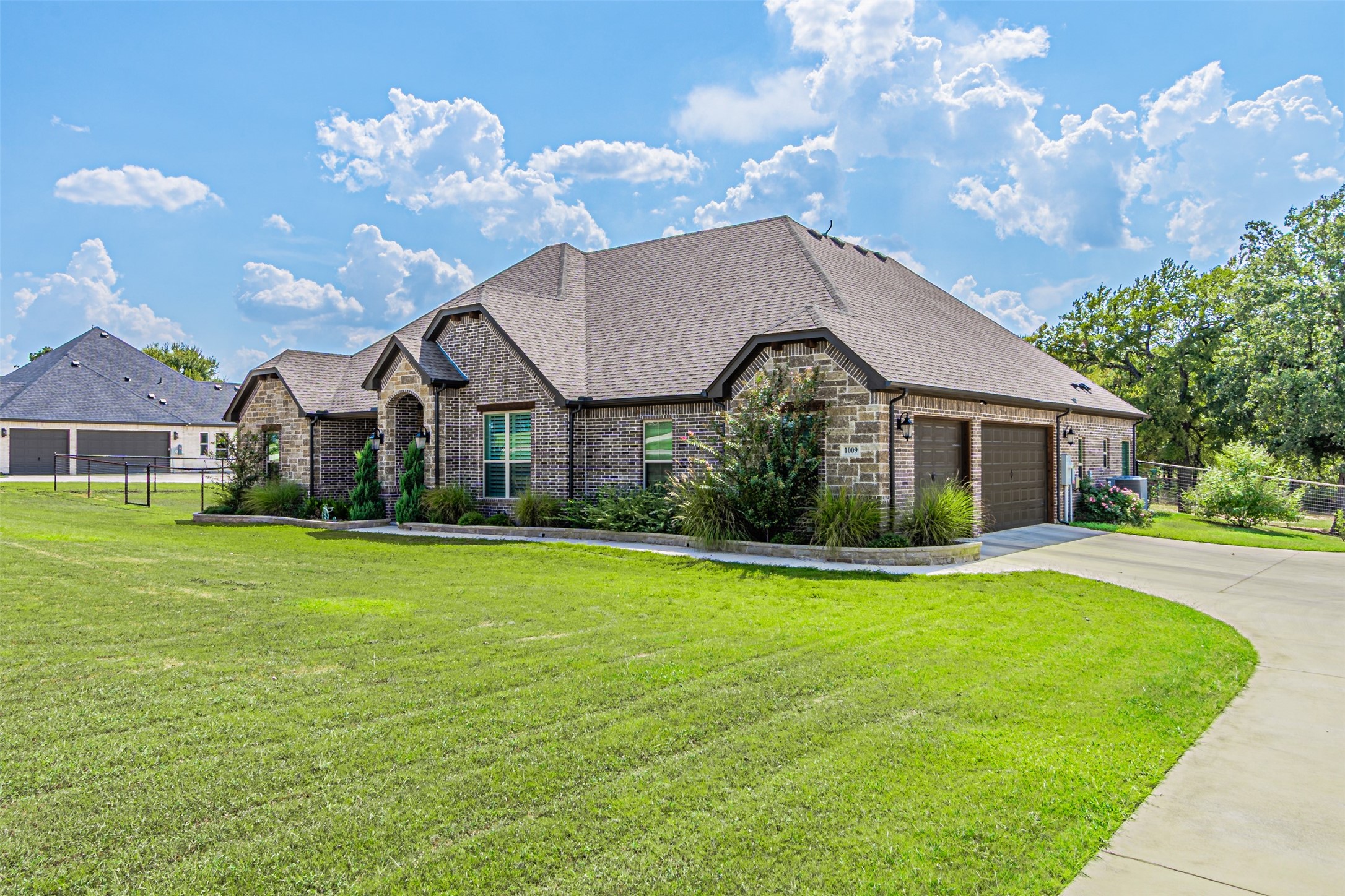 1009 Henry Way Springtown TX 76082