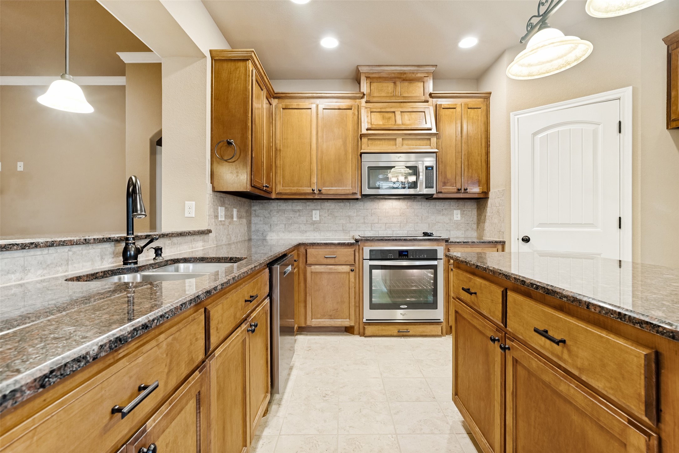308 Pecos Drive Burleson TX 76028