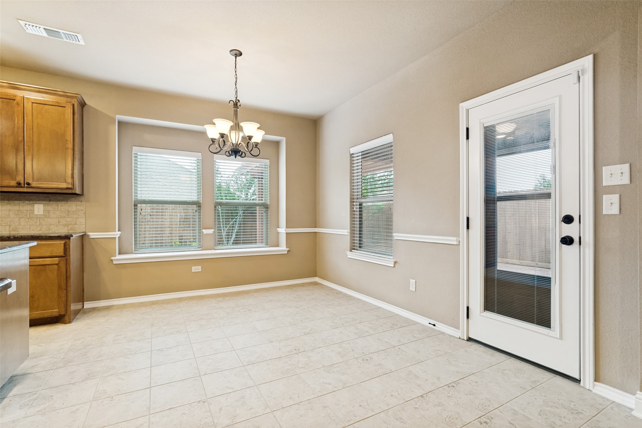 308 Pecos Drive Burleson TX 76028