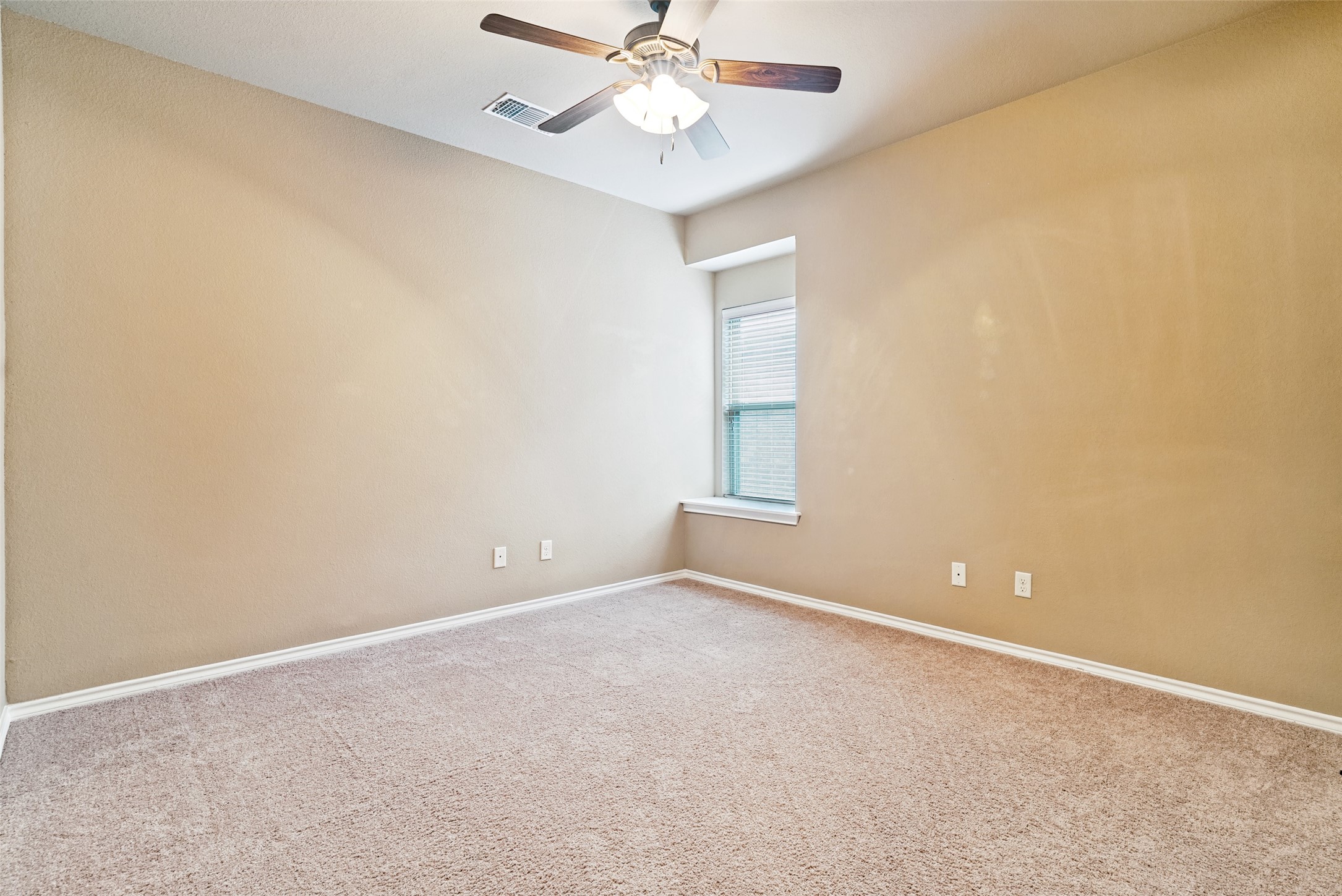 308 Pecos Drive Burleson TX 76028