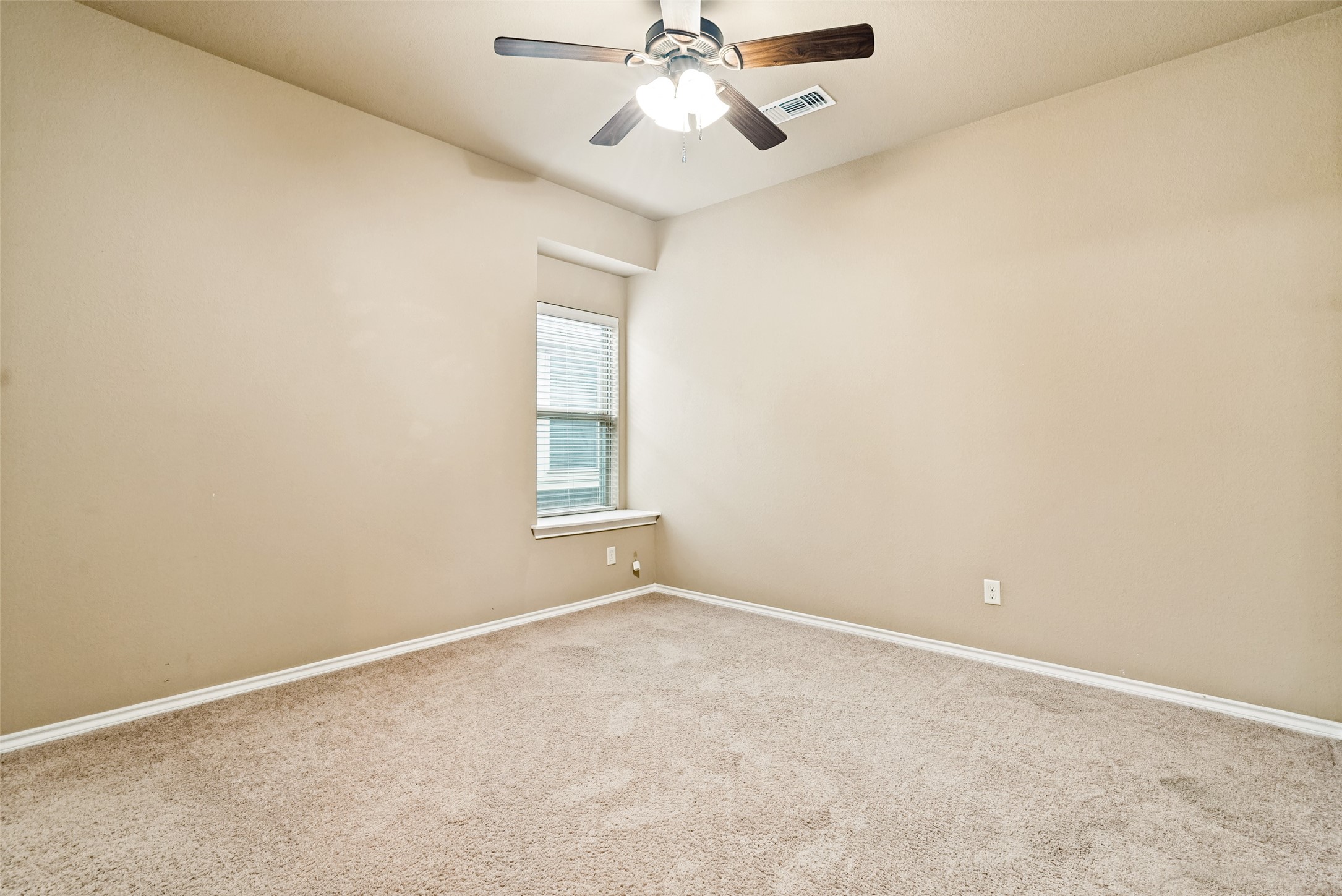 308 Pecos Drive Burleson TX 76028